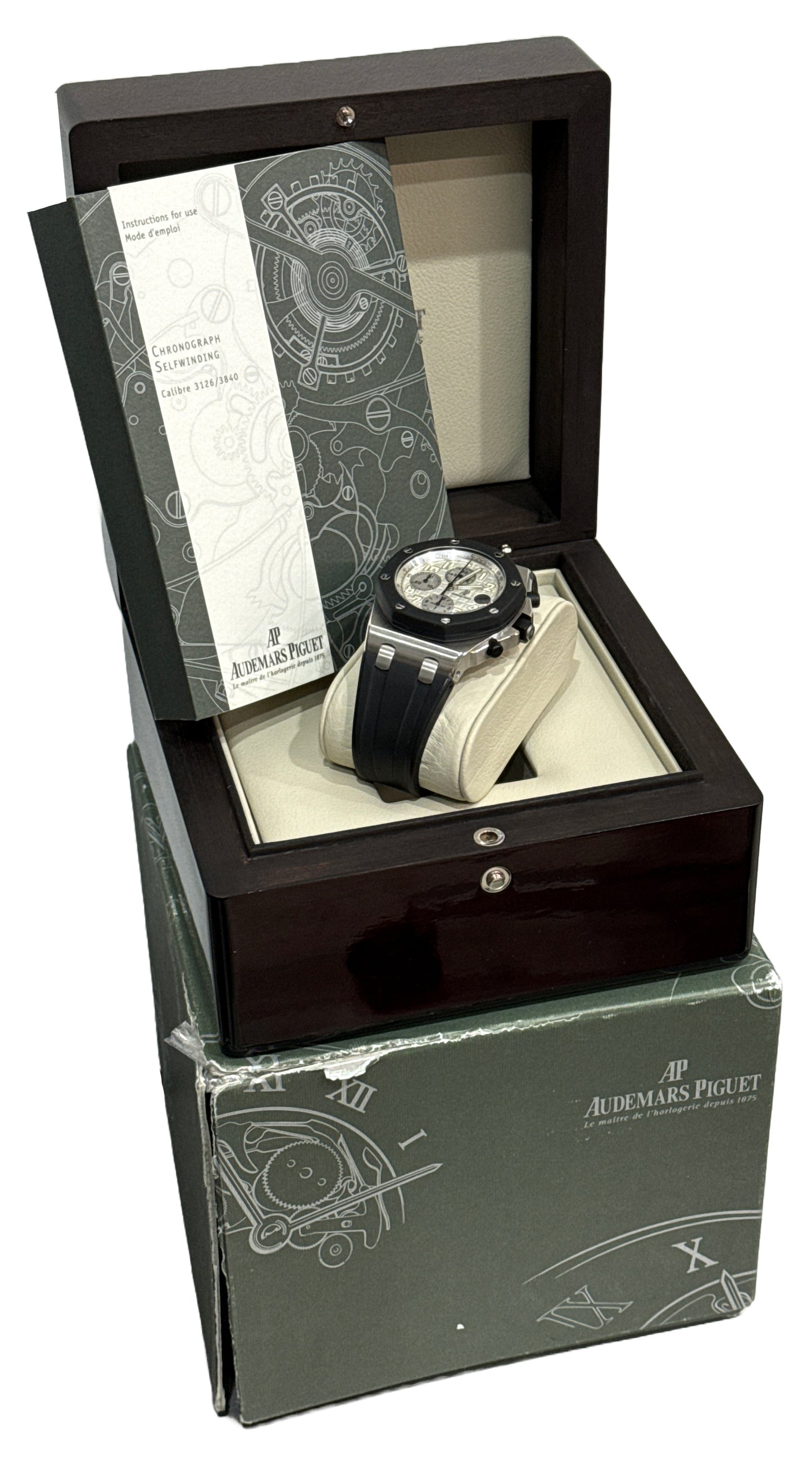 Audemars Piguet Royal Oak Offshore Chronograph WHITE 42mm Rubber 25940SK BOX