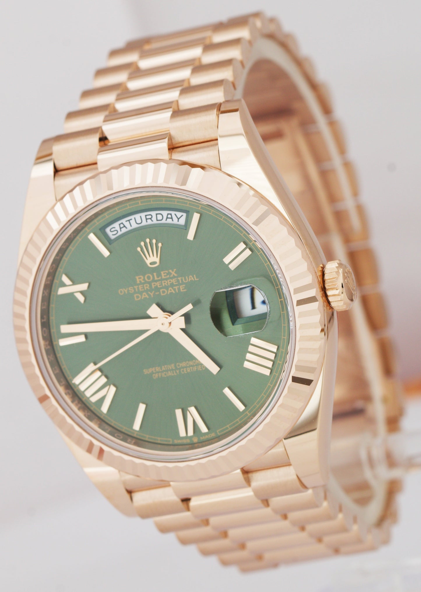 BRAND NEW 2023 Rolex Day-Date 40 Olive Green President 18K Rose Gold 228235 B+P