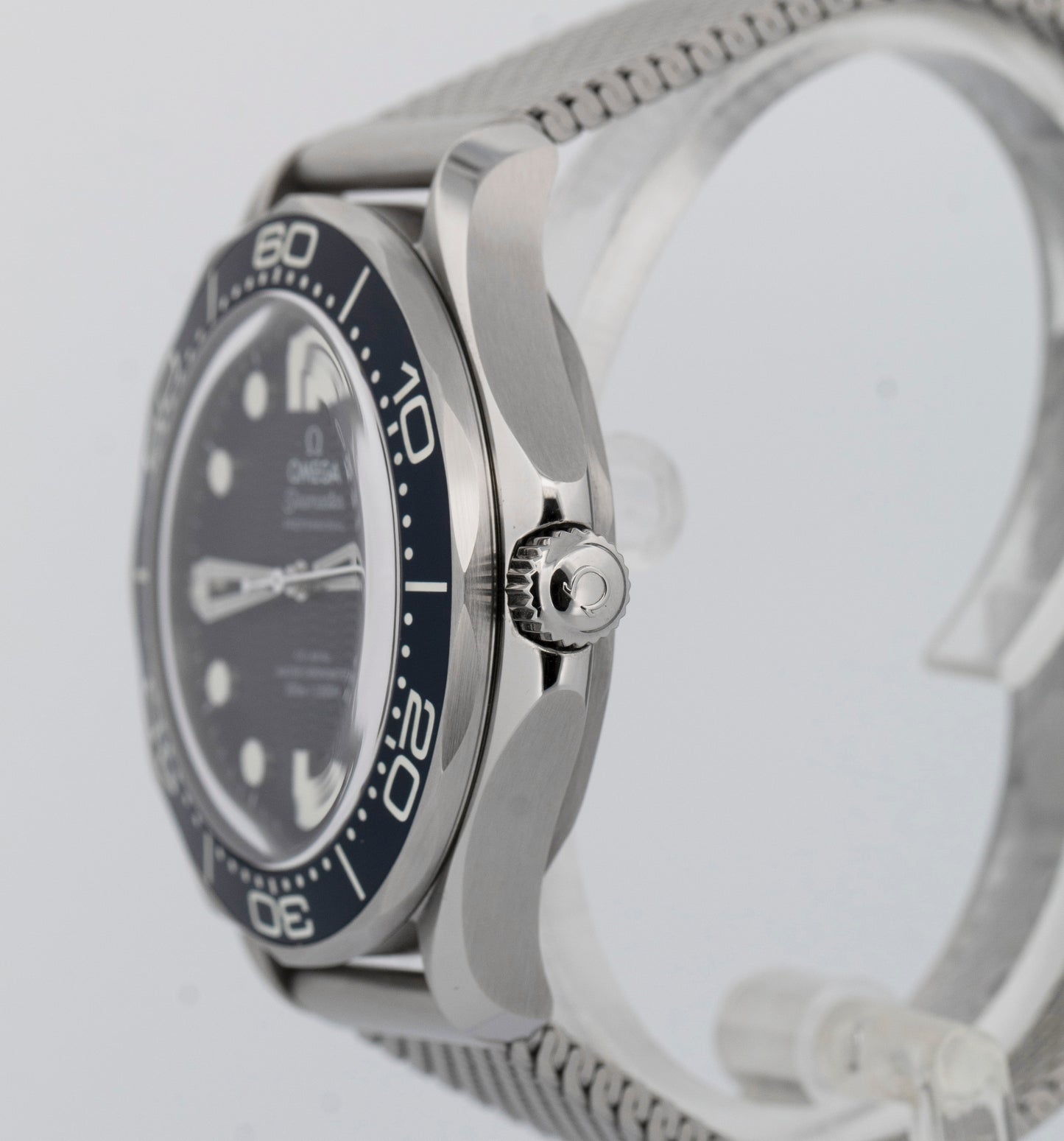 2024 PAPERS Omega Seamaster James Bond 60th Anniversary 210.30.42.20.03.002 BOX