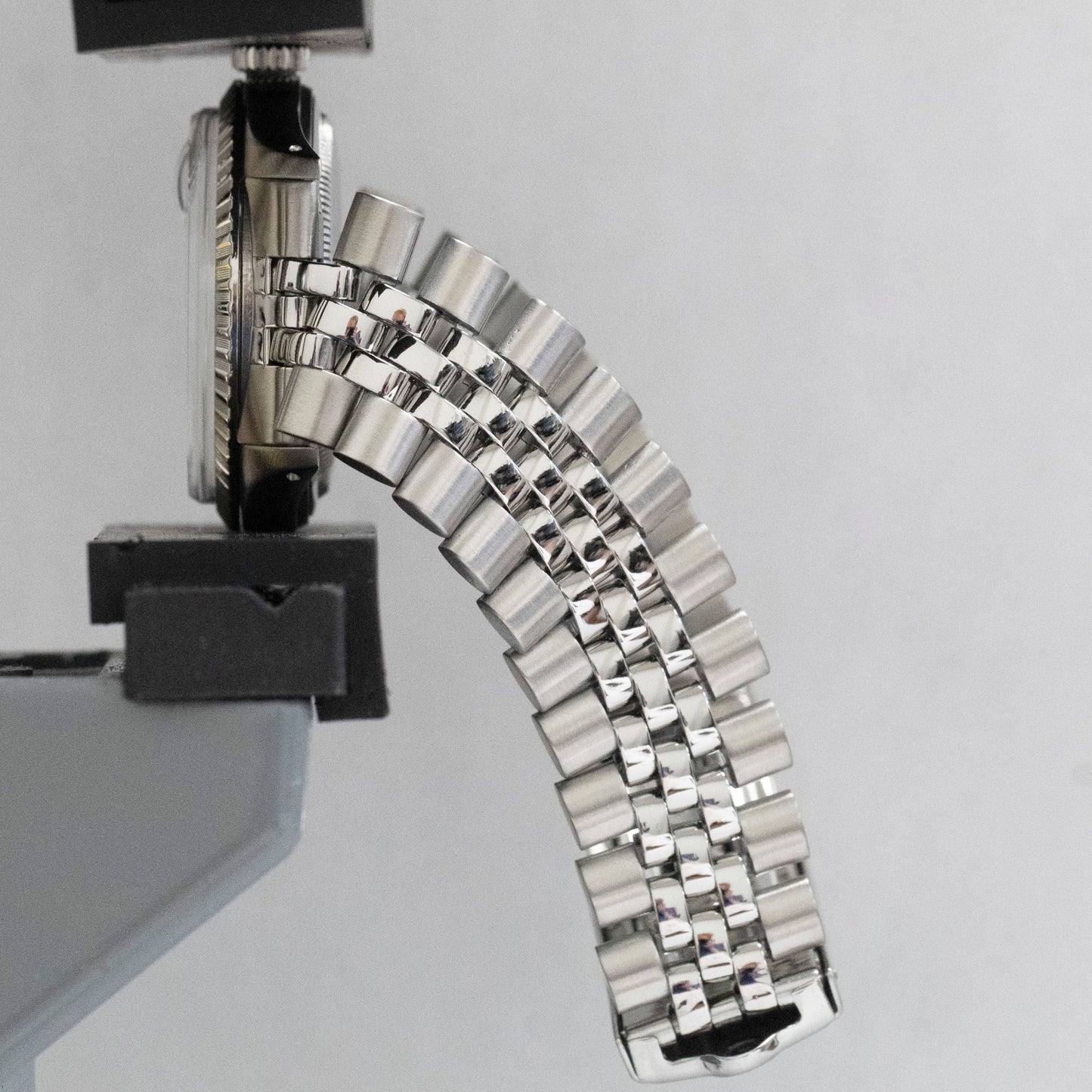 Rolex DateJust 36mm Silver Stainless Steel Engine Turned Jubilee Watch 1603