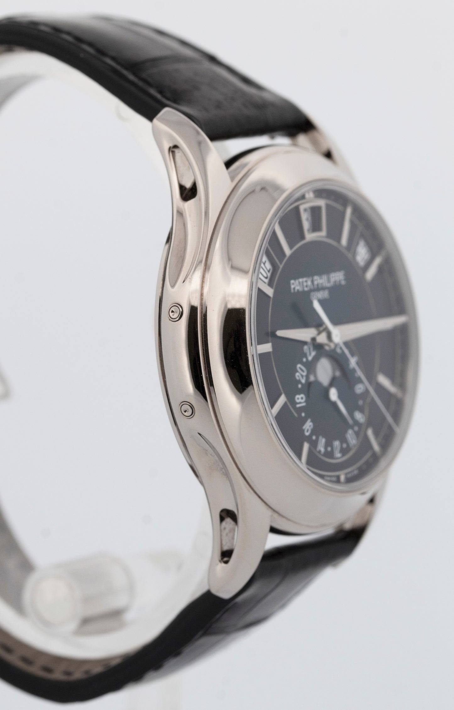 PAPERS Patek Philippe Annual Calendar BLUE 18K White Gold 40mm 5205G Watch BOX