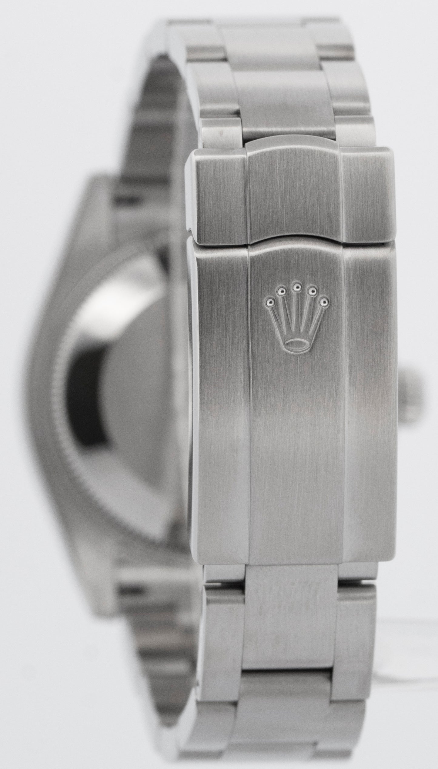 Ladies Rolex Oyster Perpetual 31 Silver Stainless Steel 31mm Watch 177200 BOX