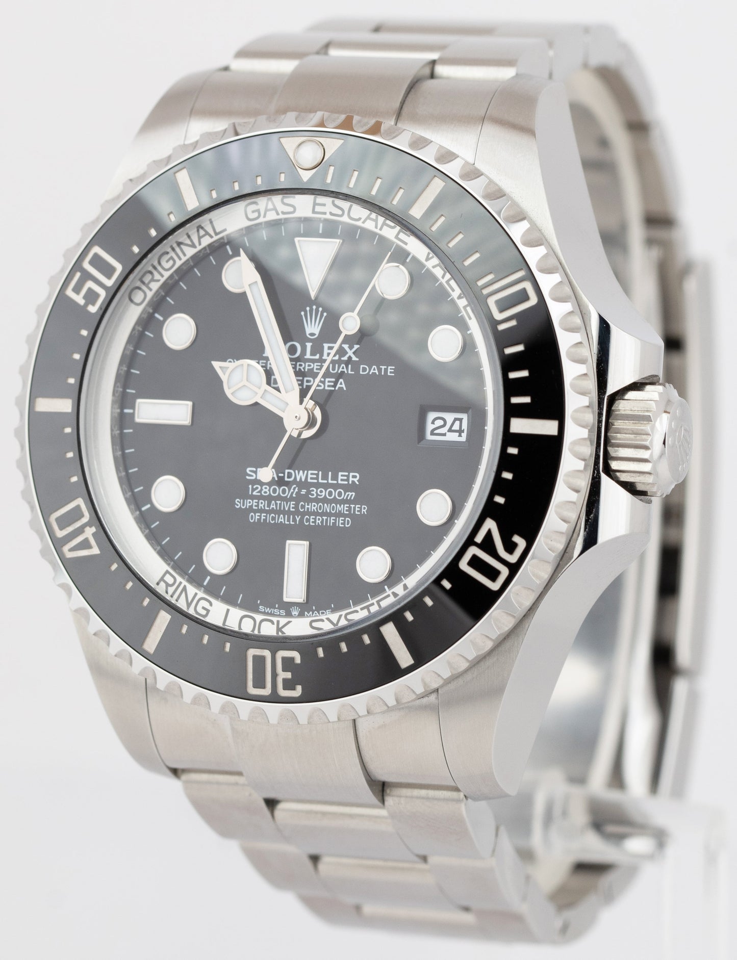 2022 Rolex Sea-Dweller Deepsea Black Stainless Steel Date Watch 44mm 136660 B+P