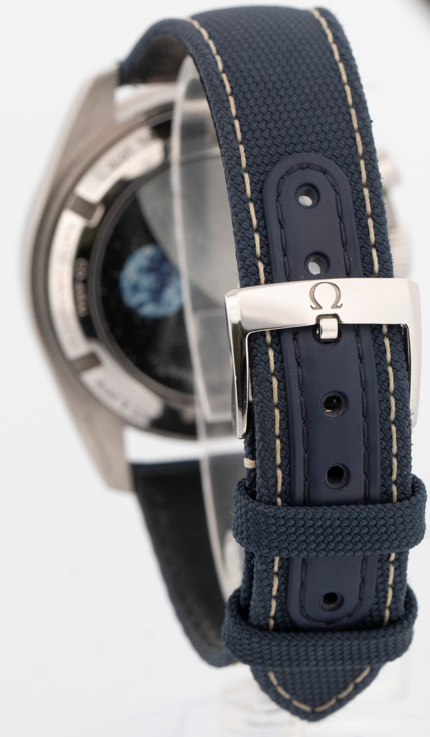 2024 PAPERS Omega Speedmaster SILVER SNOOPY AWARD BLUE 310.32.42.50.02.001 BOX
