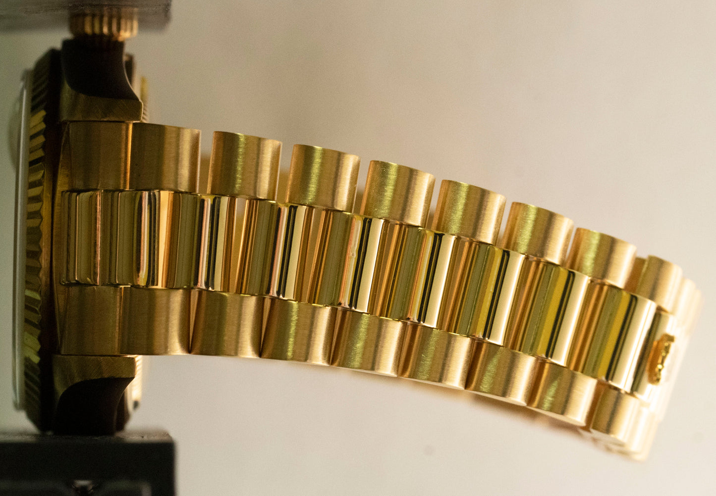 MINT Rolex Day-Date President Champagne 36mm Fluted 18K Yellow Gold Watch 18038