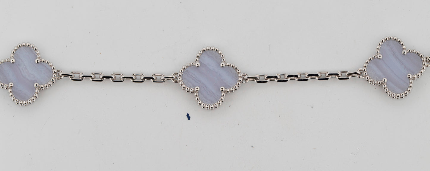 2021 PAPERS Van Cleef & Arpels Vintage Alhambra 10 Motif Chalcedony Necklace BOX