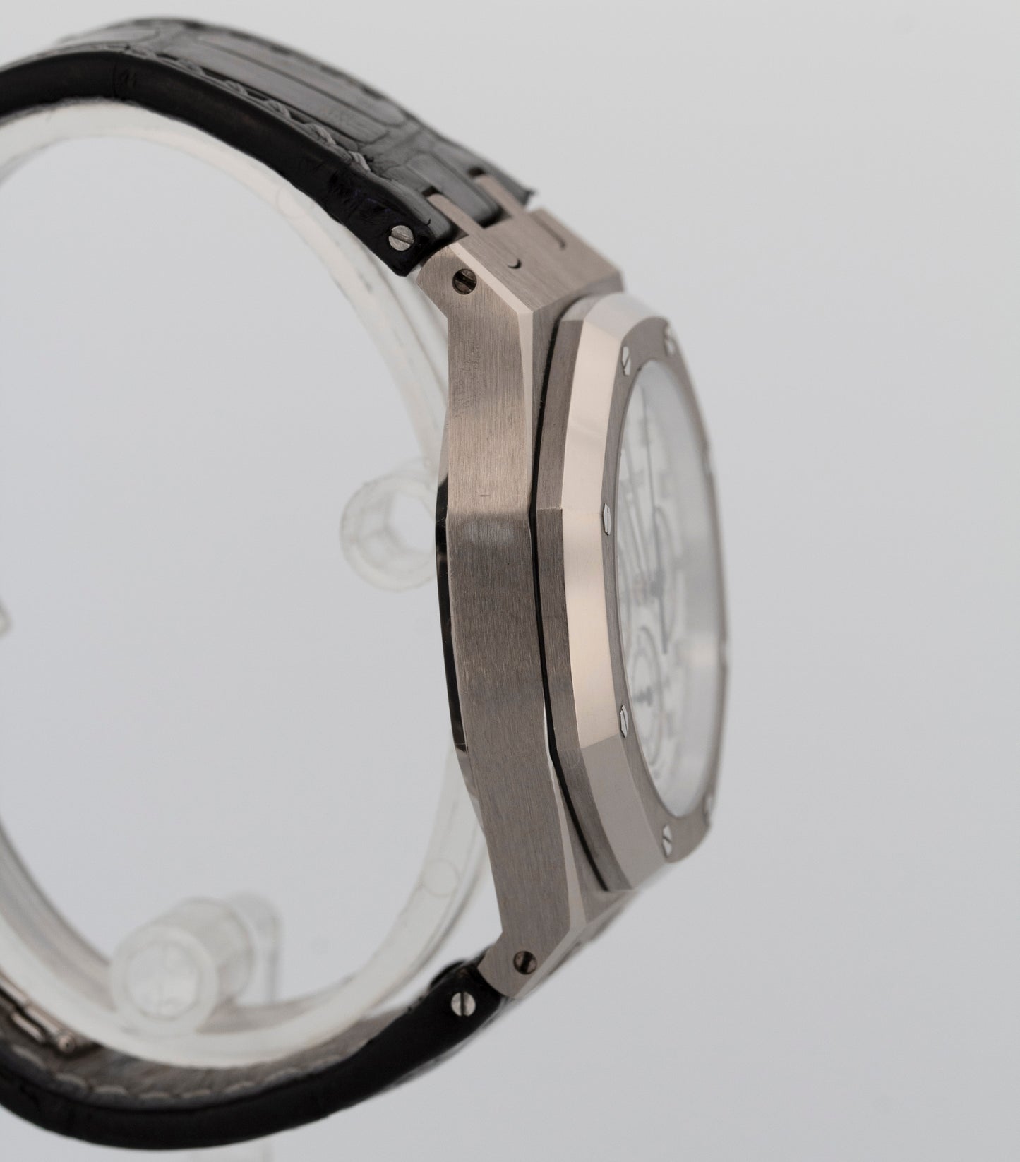 Audemars Piguet Royal Oak Chronograph 26022BC.OO.D002CR.01 White Gold 39mm Watch