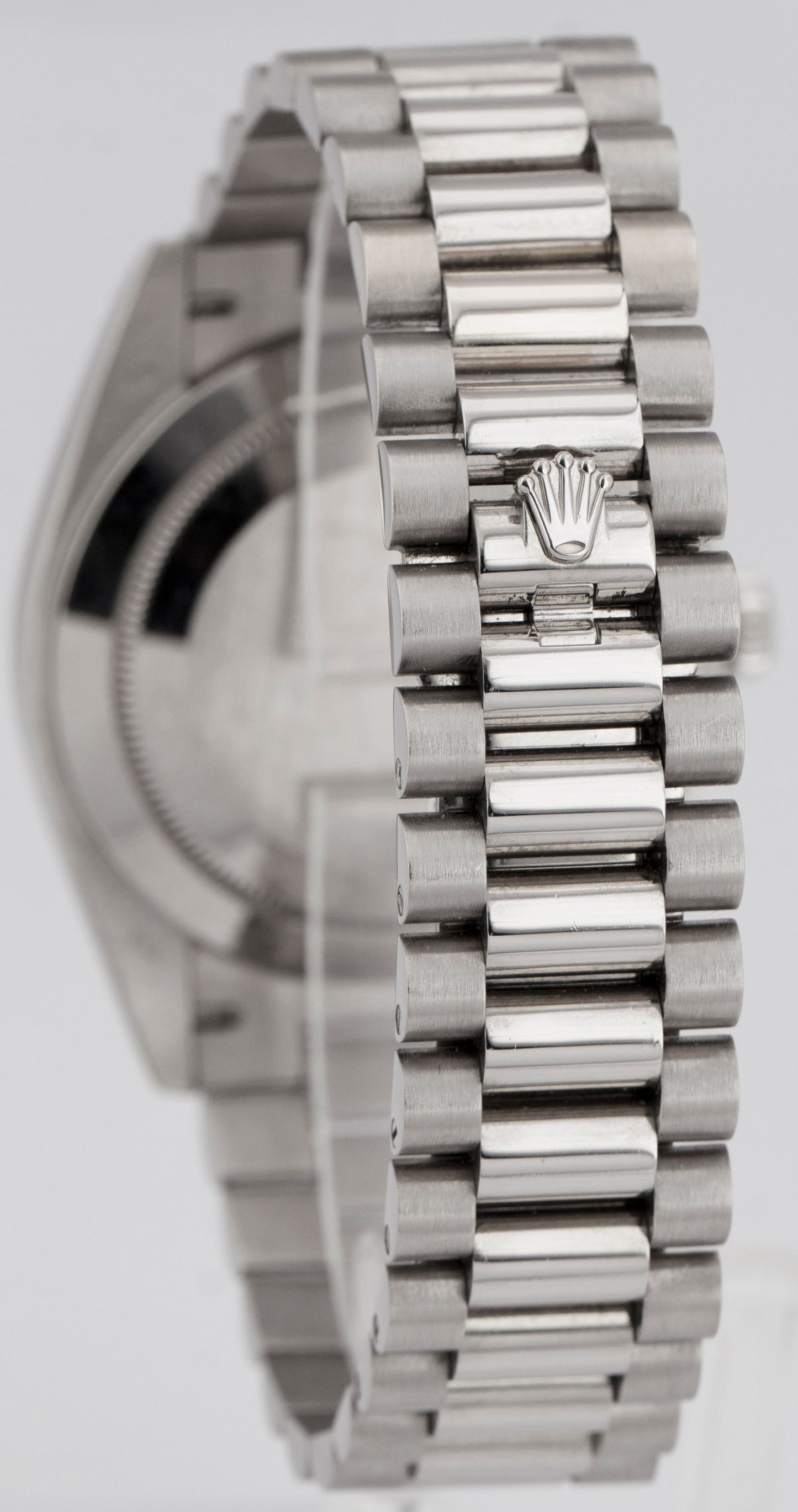 PAPERS MINT Rolex Day-Date 40mm OLIVE Green White Gold President 18K 228239 BOX