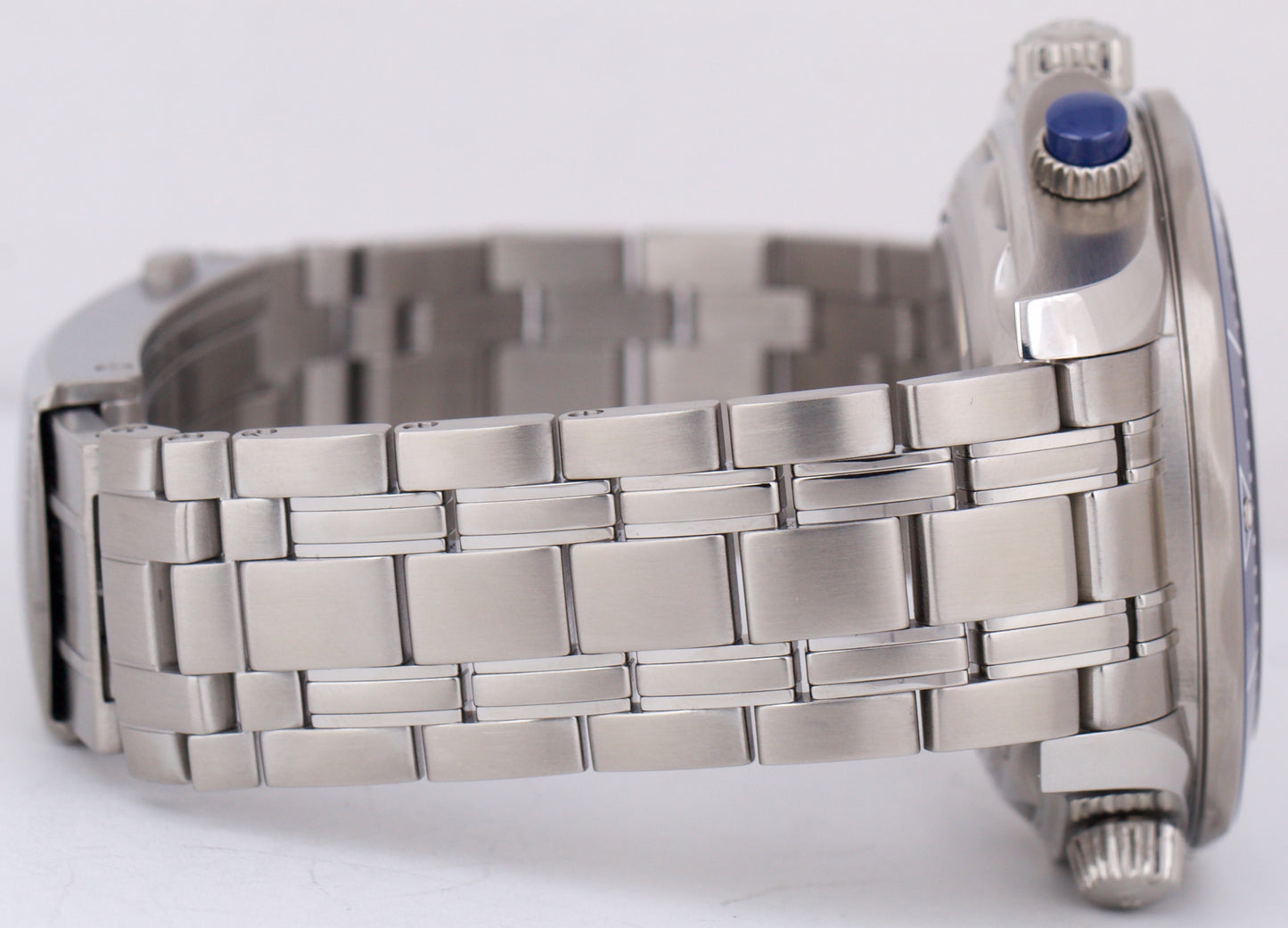 MINT Omega Seamaster Diver 300M 44mm BLUE WAVE 210.30.44.51.03.001 Watch BOX