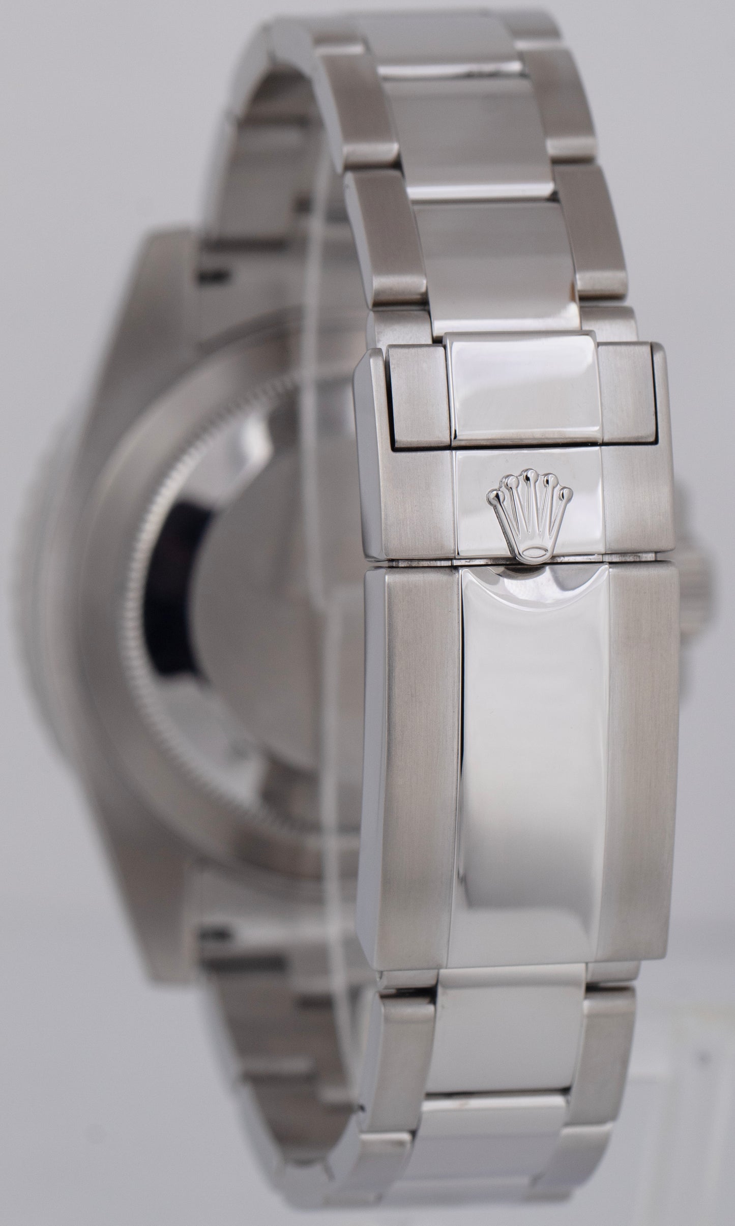 MINT Rolex GMT-Master II Stainless Steel Date Oyster Green 40mm Watch 116710 LN