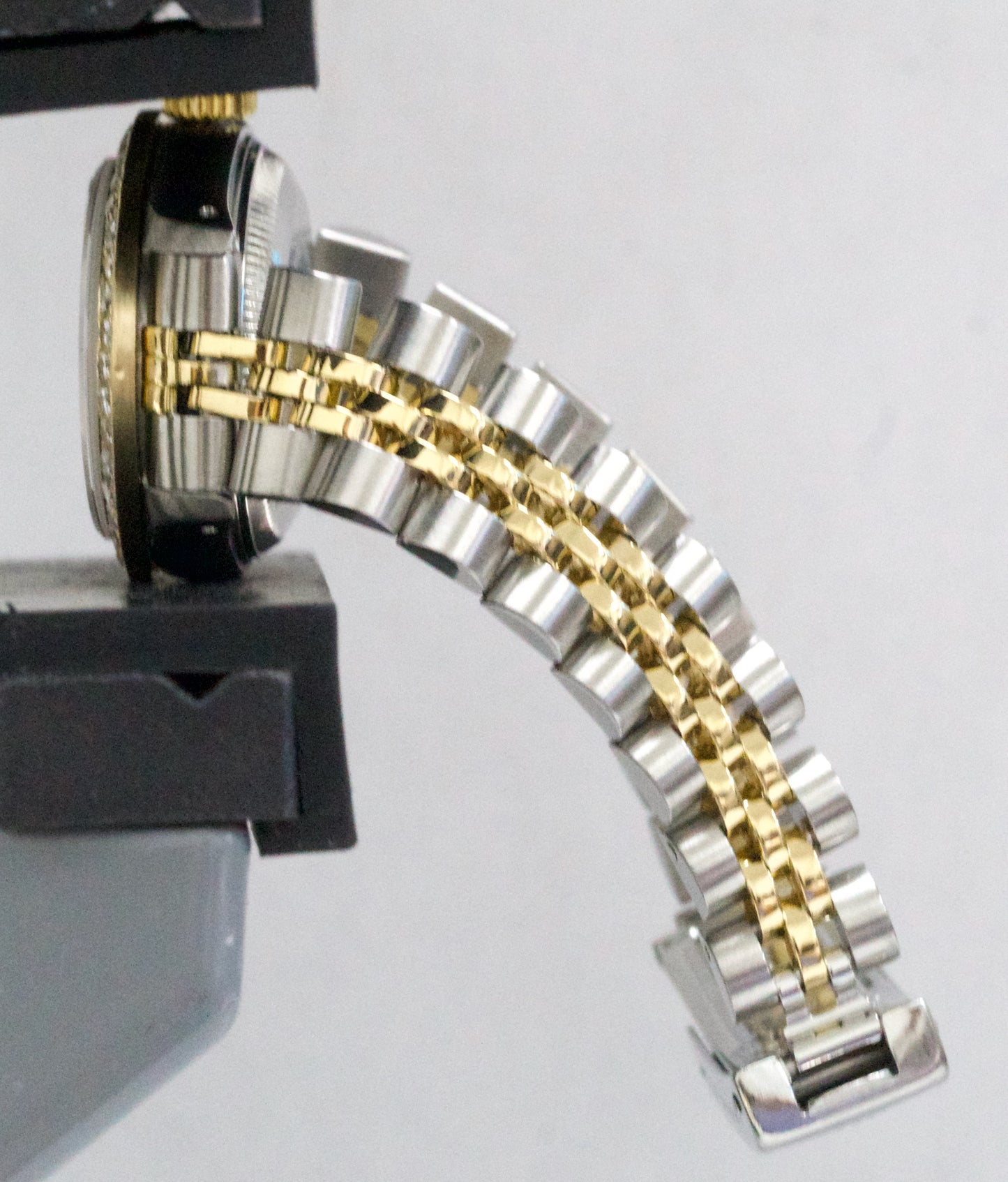 Ladies Rolex DateJust 26mm MOP DIAMOND Two-Tone 18K Gold Steel JUBILEE 69173