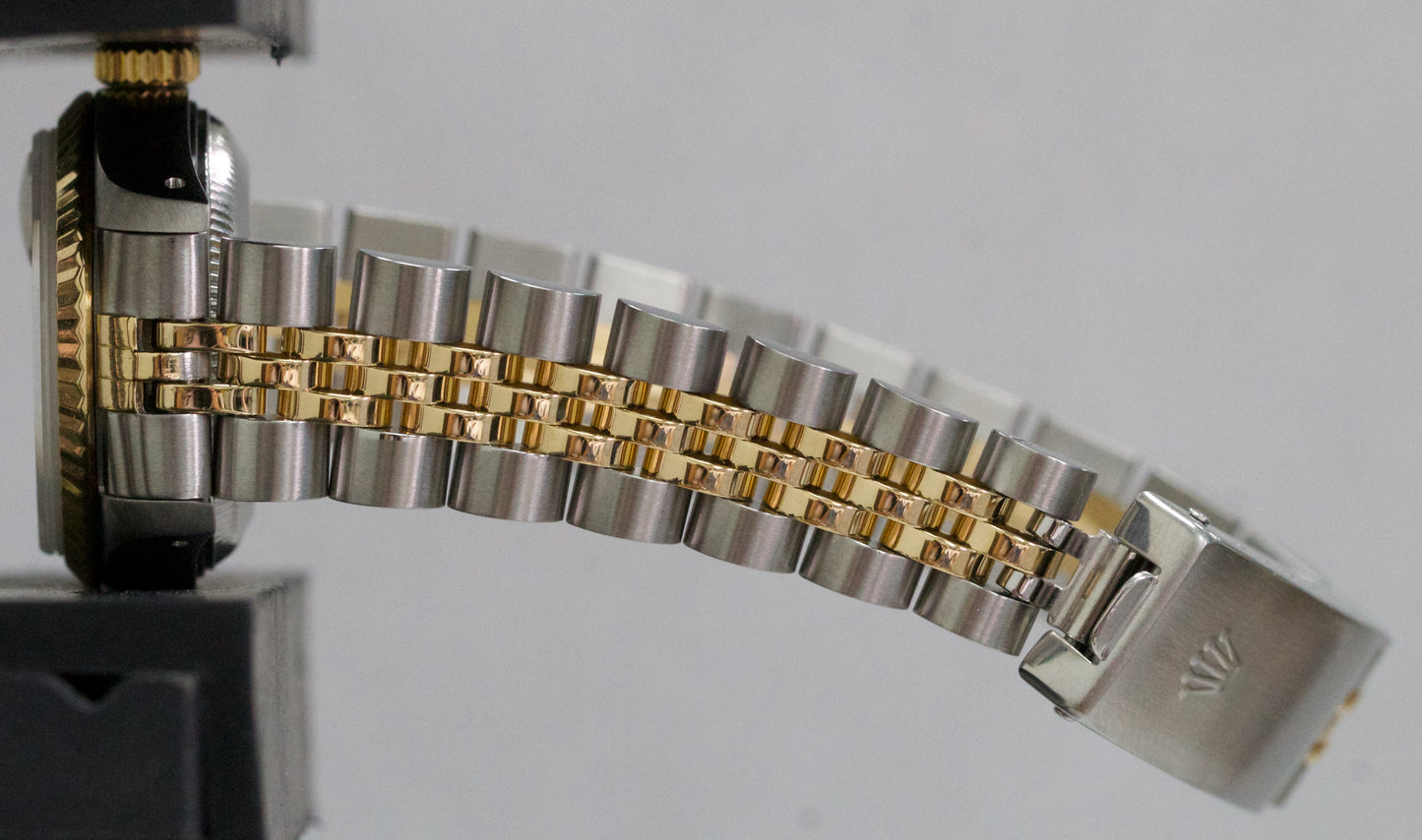 1989 Ladies Rolex DateJust 26mm CHAMPAGNE 18K Gold Steel JUBILEE Fluted 69173