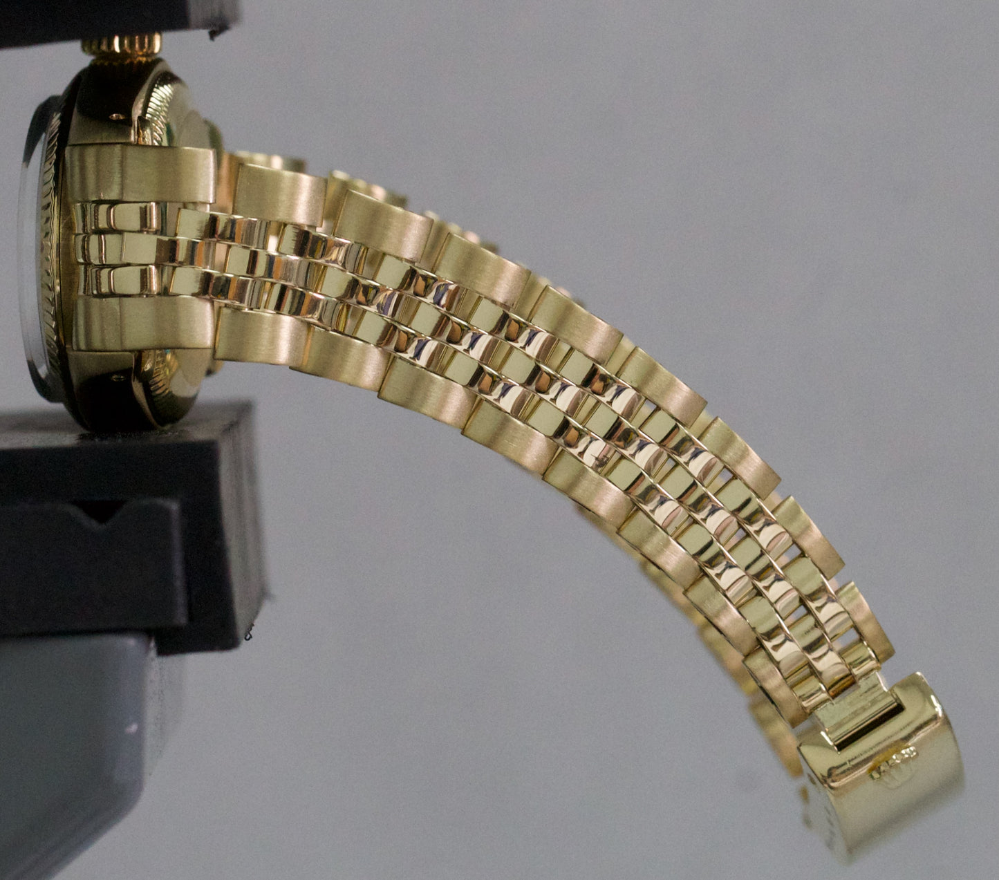 VINTAGE 1983 Rolex Oyster Perpetual CHAMPAGNE 14K Yellow Gold 24mm JUBILEE 6719