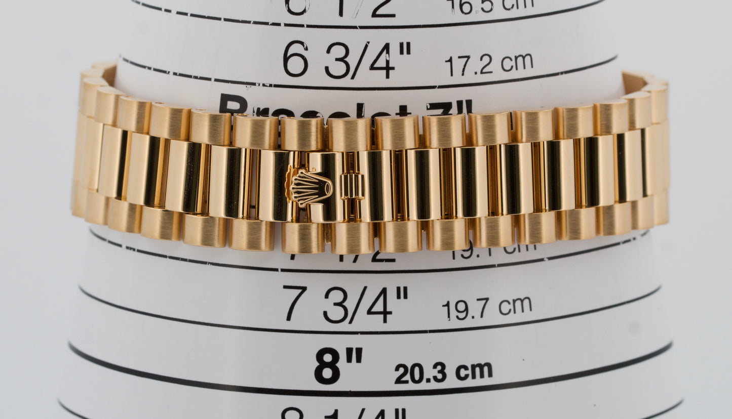Rolex Day-Date President 40mm CHAMPAGNE BAGUETTE DIAMOND 18K Gold 228238 BOX