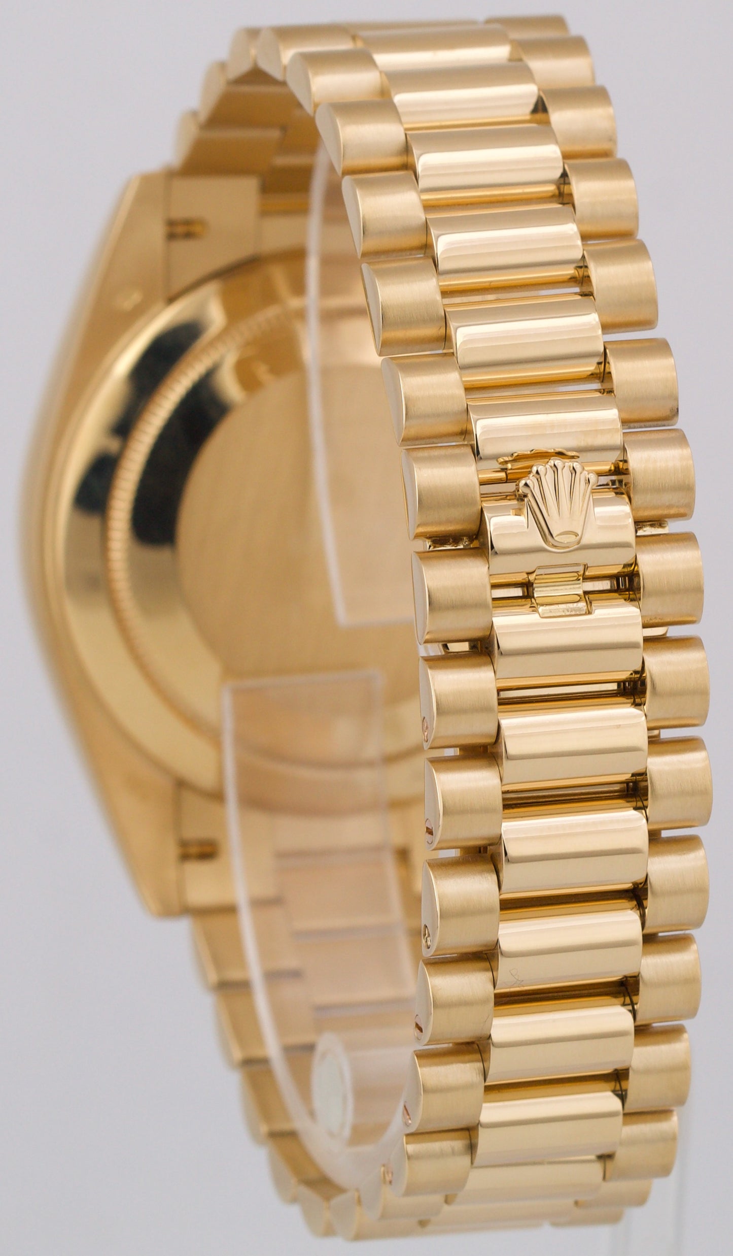 Rolex Day-Date President 40mm SILVER MOTIF 18K Yellow Gold Fluted 228238 BOX