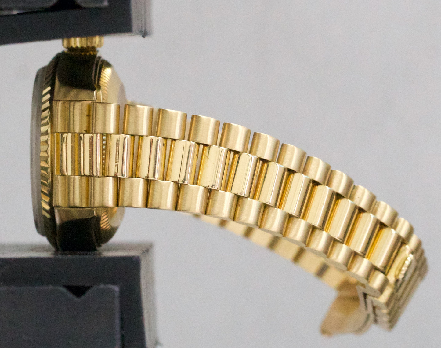 Rolex DateJust President 26mm FACTORY CHAMPAGNE DIAMOND STRING 18K Gold 69178
