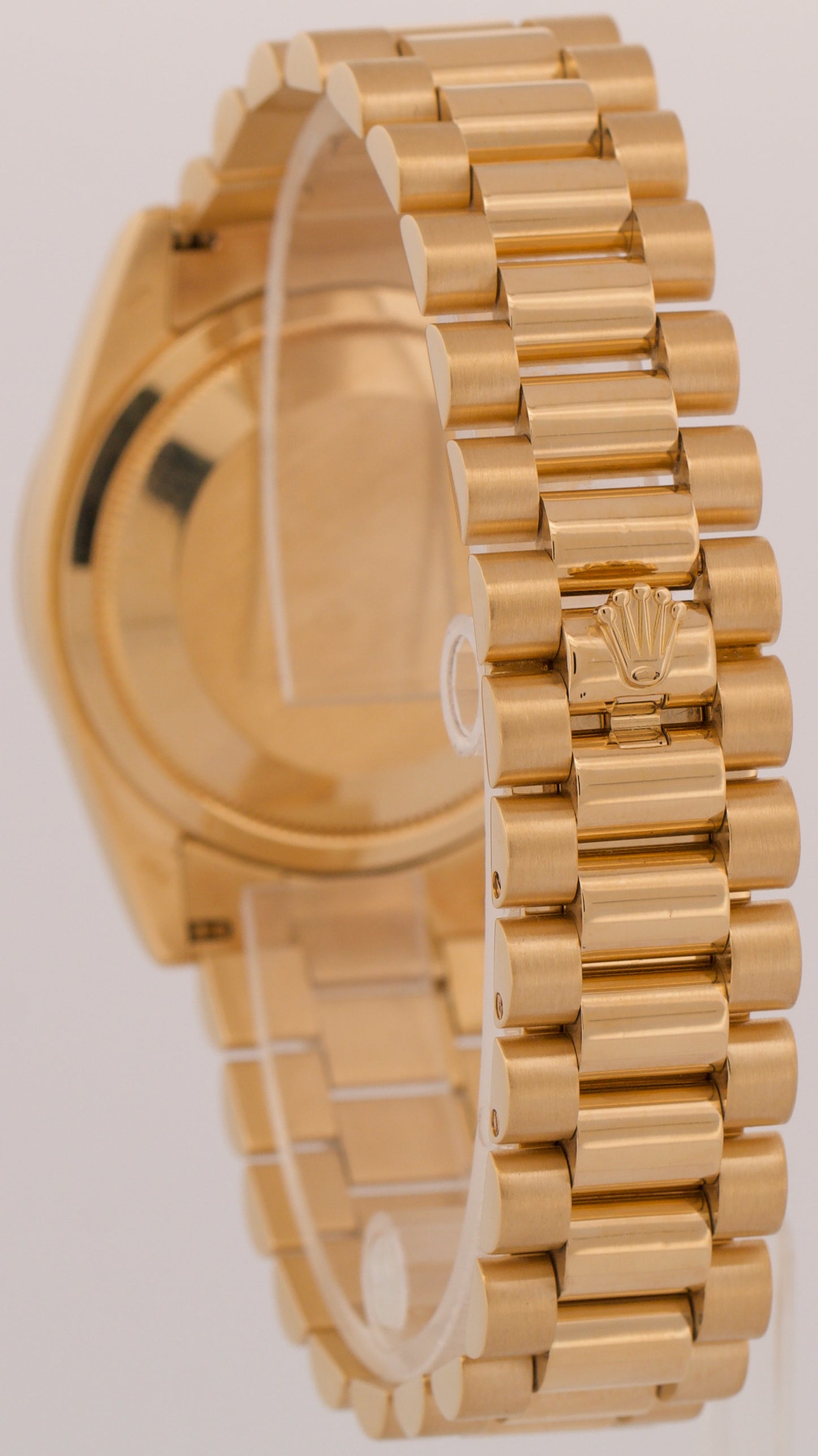 Rolex Day-Date President CHAMPAGNE 18K Yellow Gold Fluted 36mm 118238 Watch