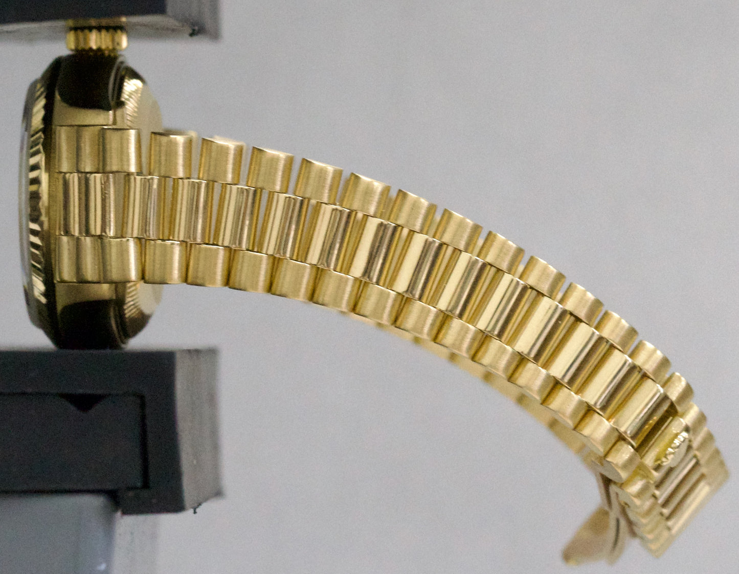 1984 Ladies Rolex DateJust President 26mm BLACK DIAMOND 18K Yellow Gold 69178