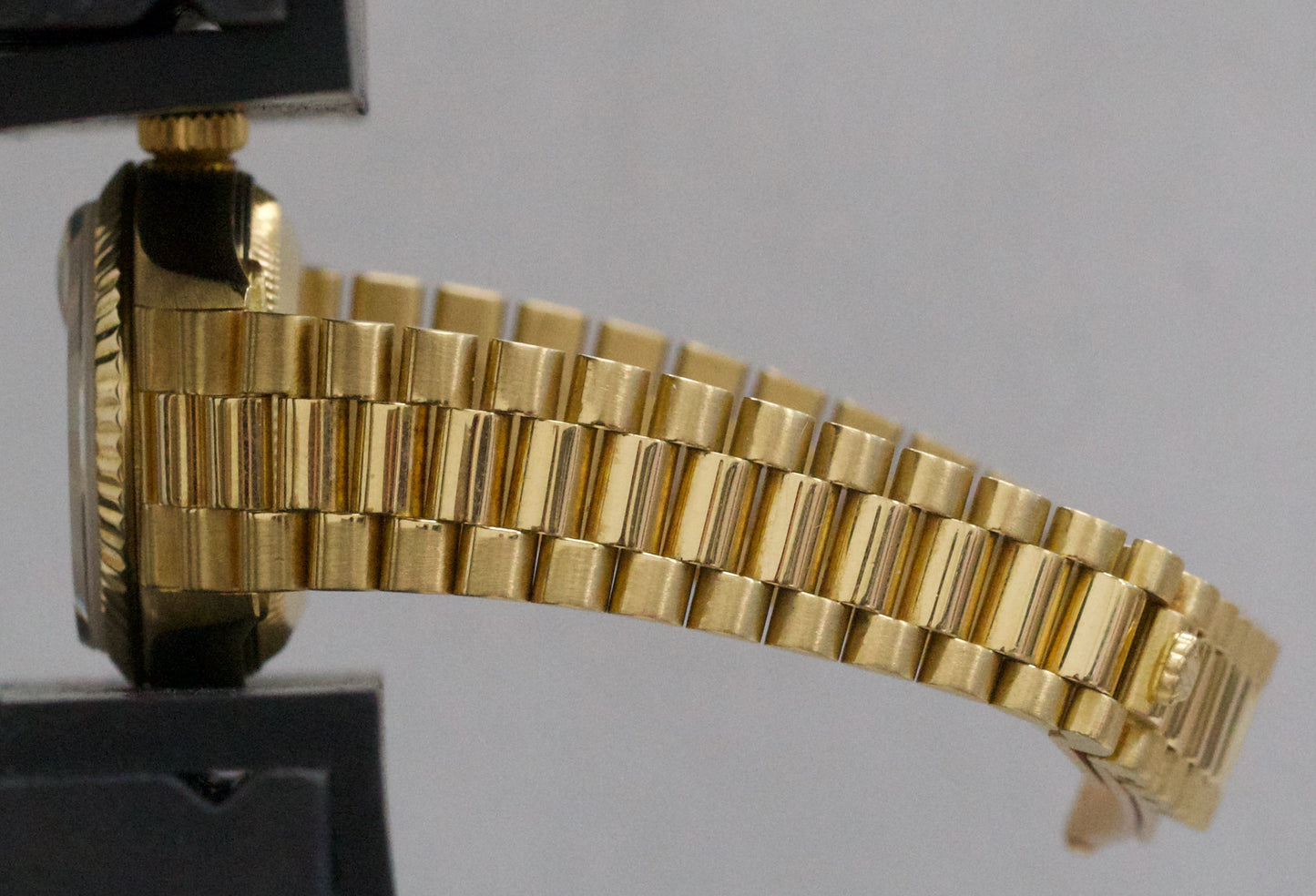 1996 Ladies Rolex DateJust President 26mm CHAMPAGNE 18K Yellow Gold Fluted 69178