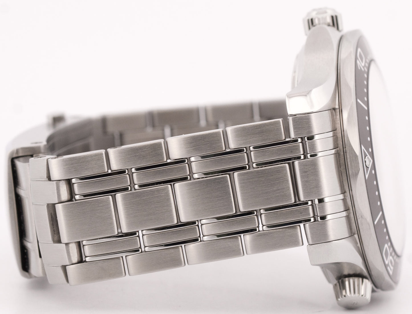 2023 PAPERS Omega Seamaster Diver 300M 42mm WHITE WAVE 210.30.42.20.04.001 BOX