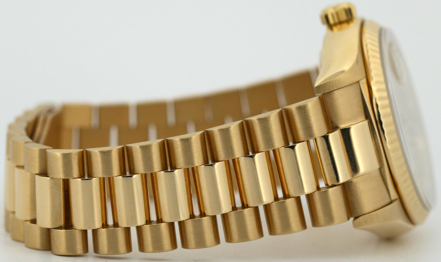 VINTAGE 1979 Rolex Day-Date President CHAMPAGNE 36mm 18K Yellow Gold 18038 Watch