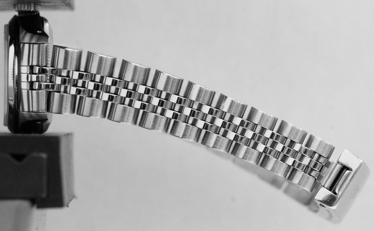 PAPERS Rolex Oyster Perpetual Silver POOL INTAIRDRIL Steel 24mm Watch 67180 BOX