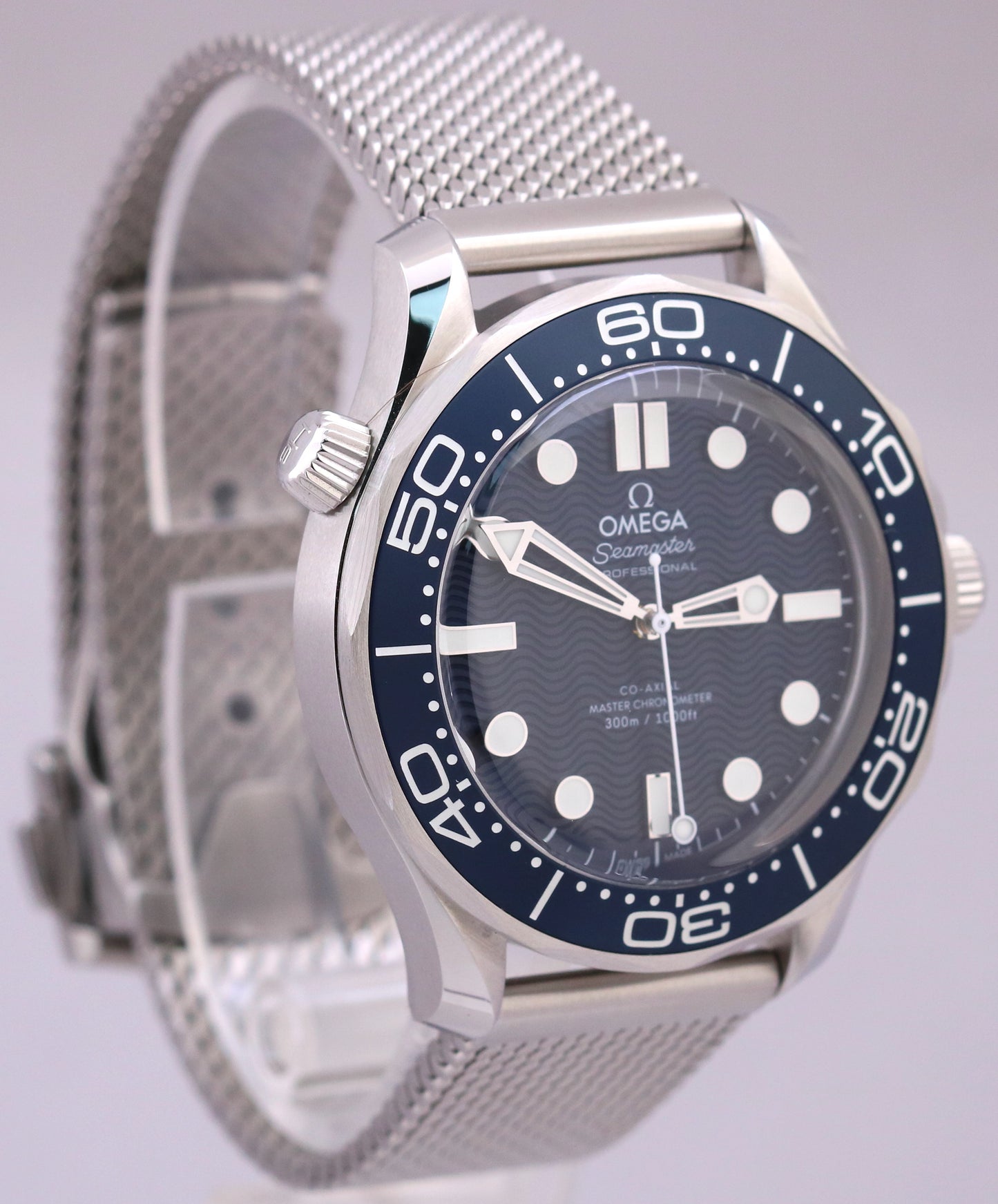 2025 PAPERS Omega Seamaster James Bond 60th Anniversary 210.30.42.20.03.002 BOX