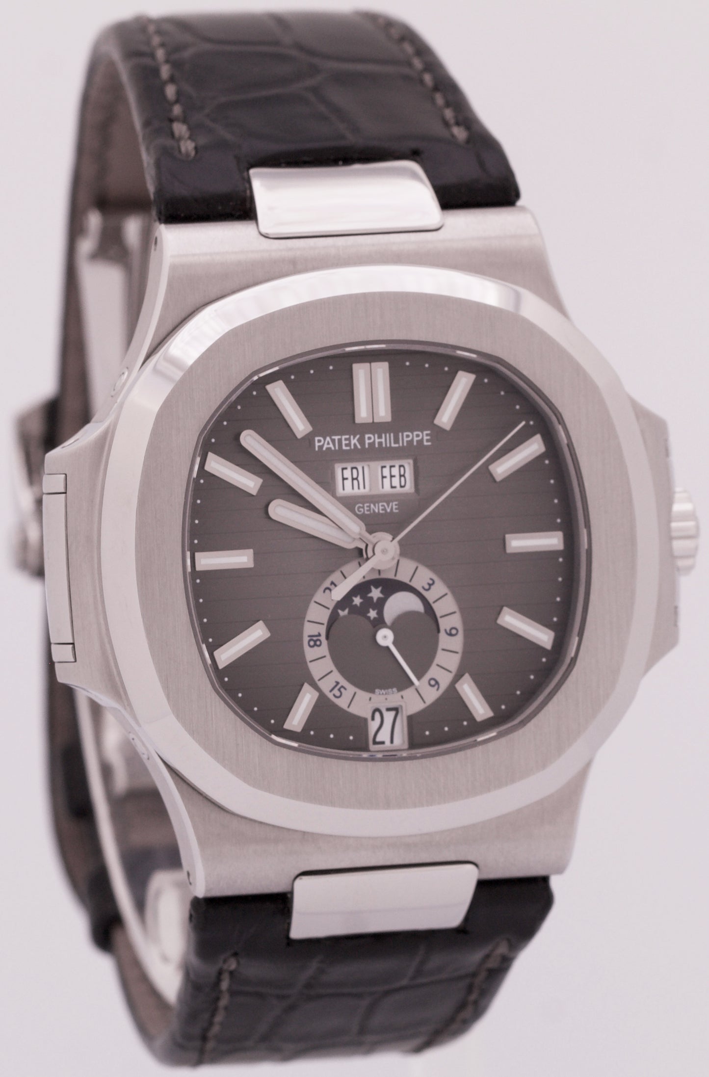 UNWORN 2018 PAPERS Patek Philippe Nautilus Moonphase Steel 40.5mm 5726A-001 BOX
