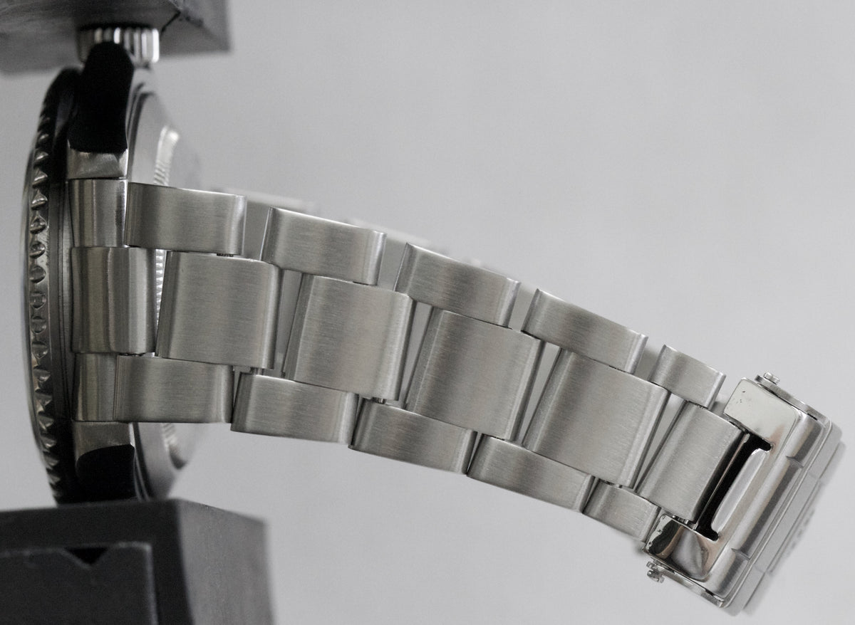 Rolex Submariner Date 16610 Black Stainless Steel Rehaut No-Holes 40mm Watch