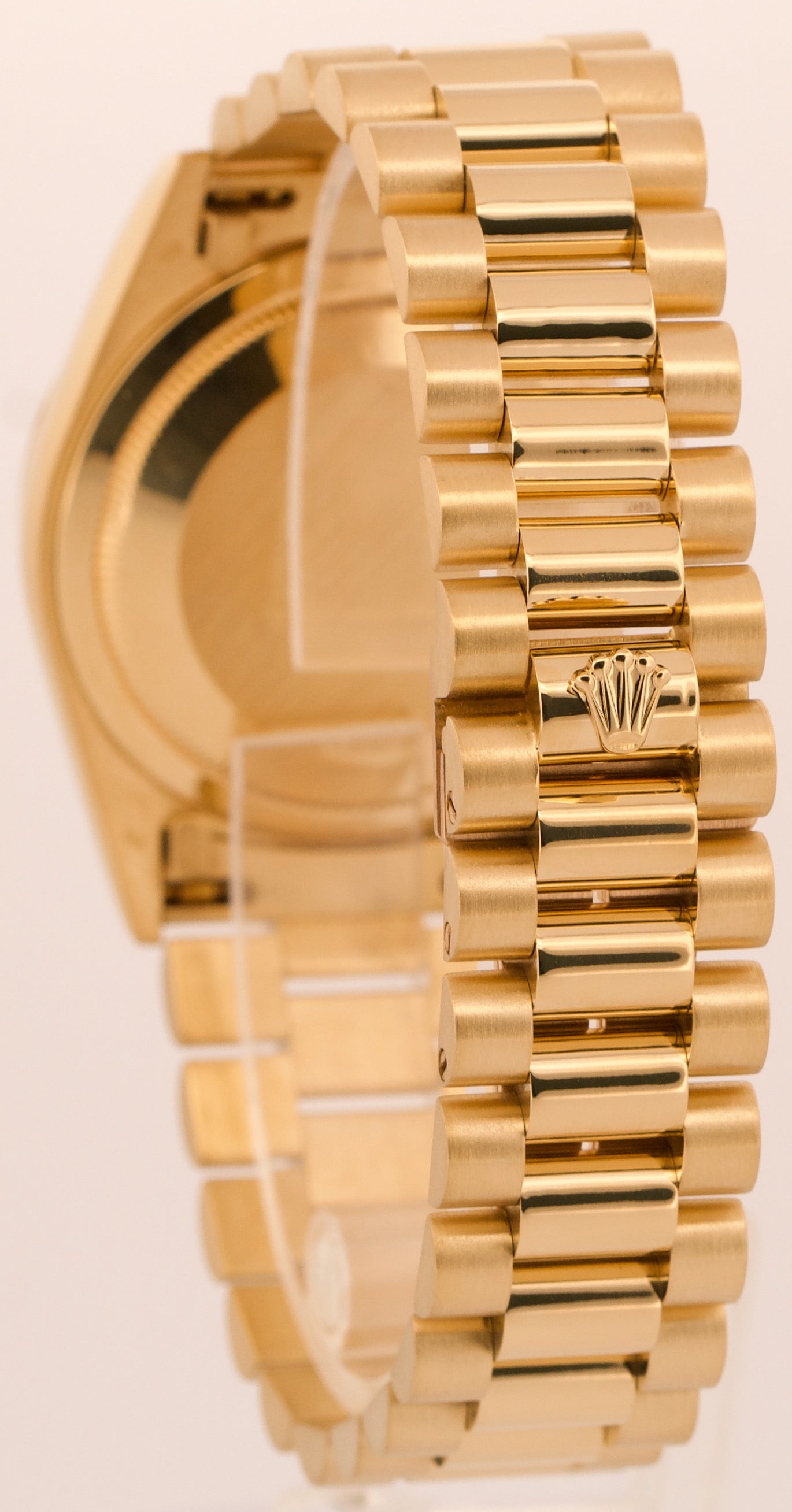 Rolex Day-Date President CHAMPAGNE DIAMOND 36mm 18K Yellow Gold 18238 Watch