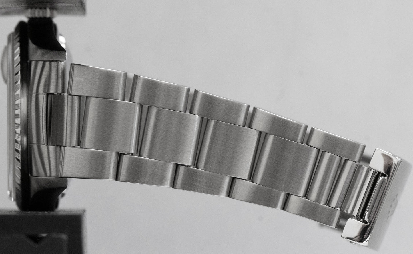 Rolex DateJust Silver 36mm ENGINE TURNED Stainless Steel Oyster Watch 16220