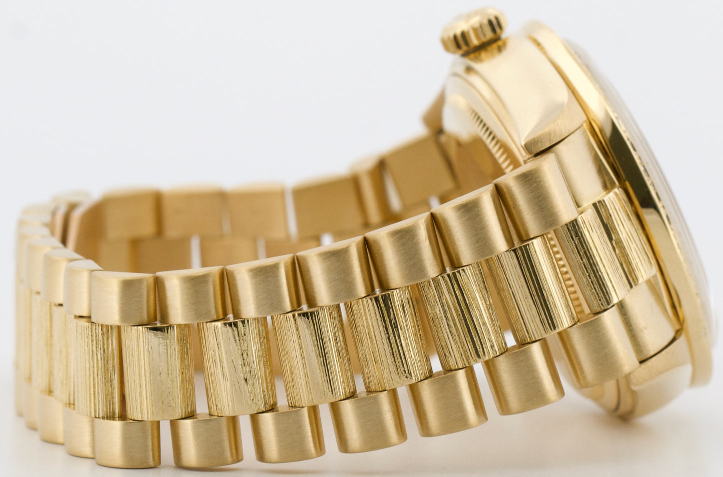 Rolex Day-Date President 18238 CHAMPAGNE DIAMOND 36mm BARK 18K Yellow Gold