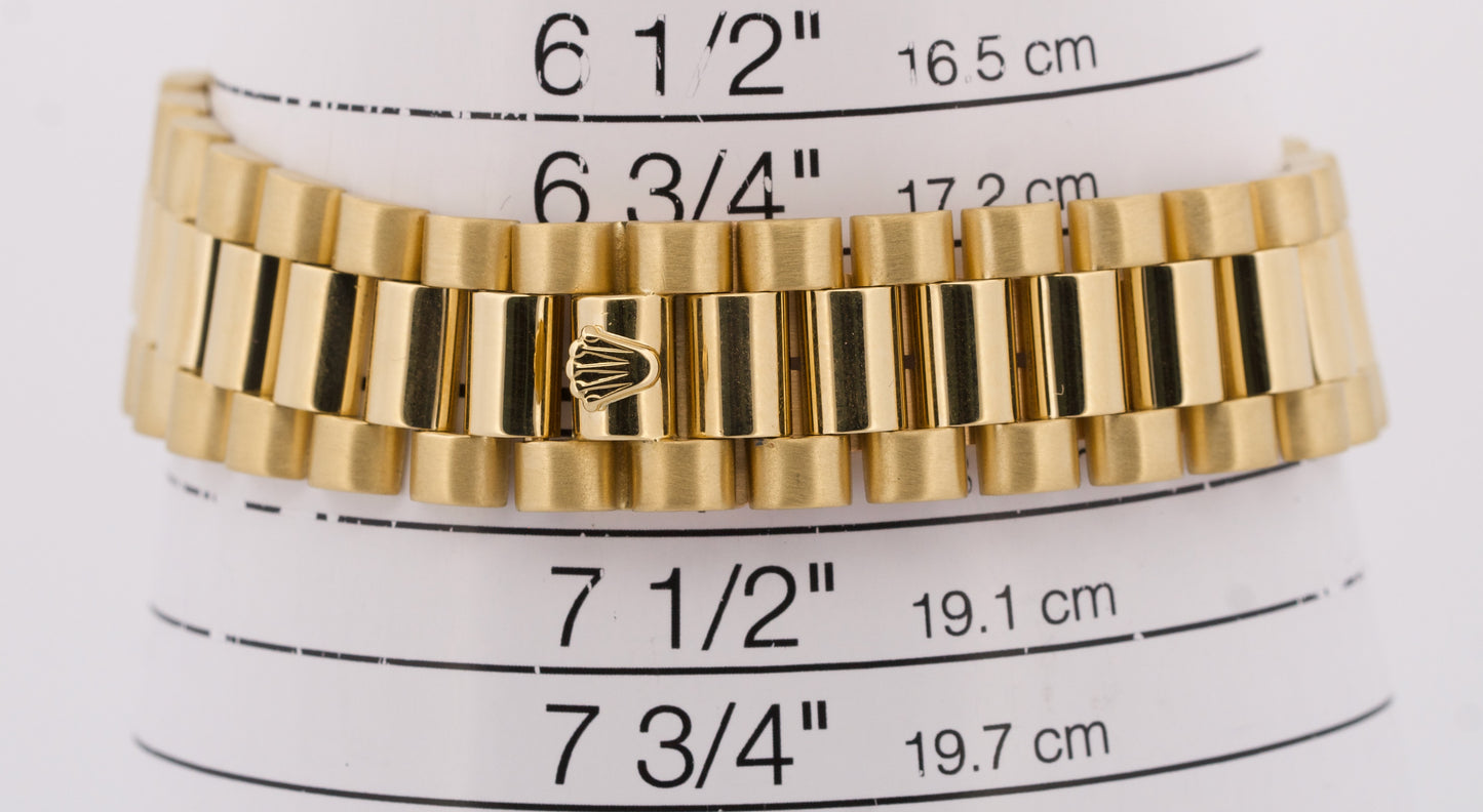 Rolex Day-Date President 36mm SILVERED CHAMPAGNE TAPESTRY 18K Gold 18238 BOX