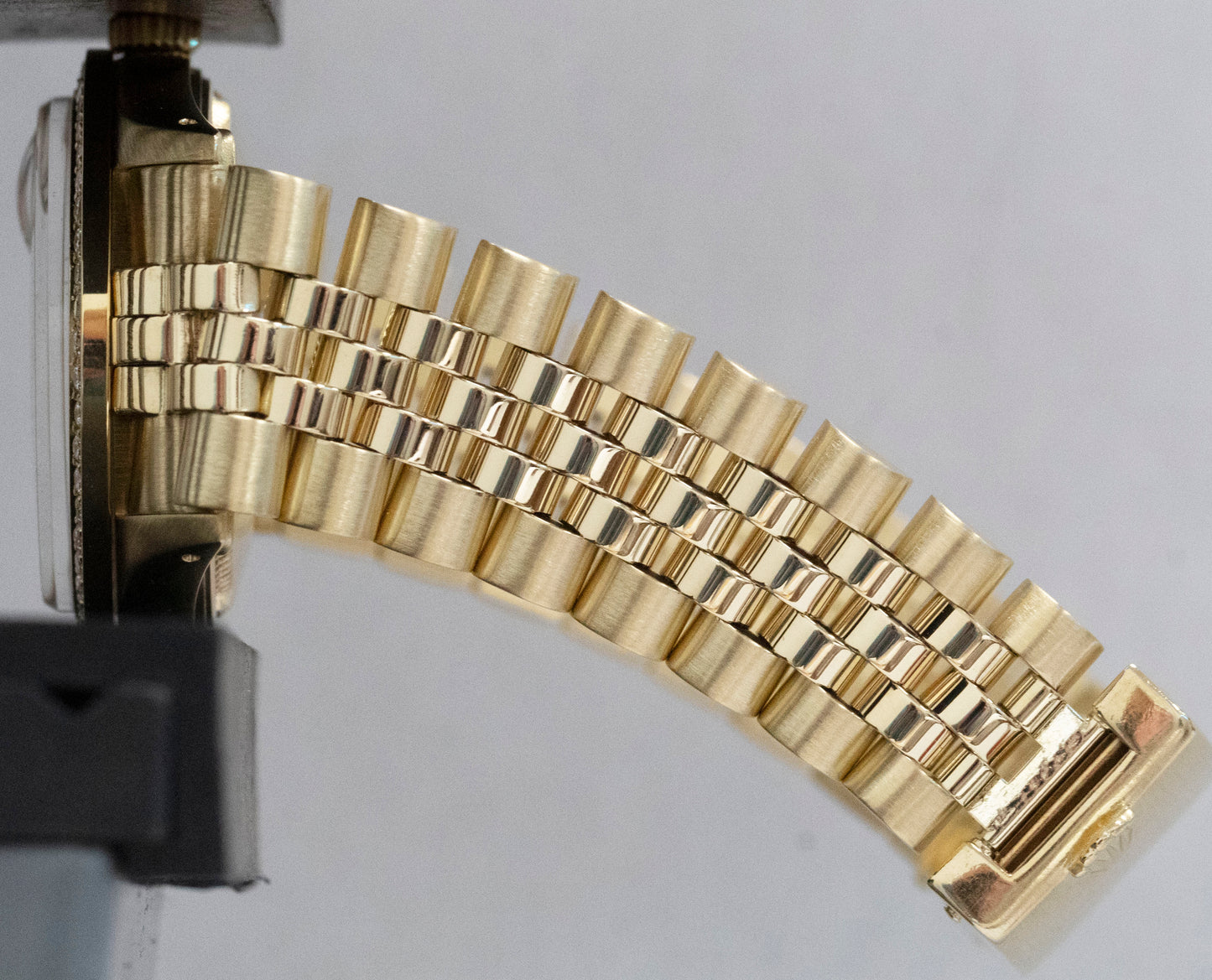 MINT Rolex Oyster Perpetual Date 34mm DIAMOND 14K Yellow Gold Watch 15037 BOX