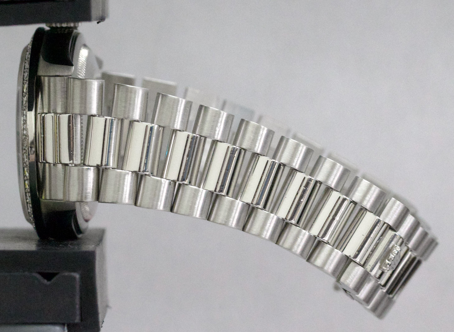 Rolex Day-Date President FACTORY SILVER DIAMOND 36mm 950 Platinum Watch 18346