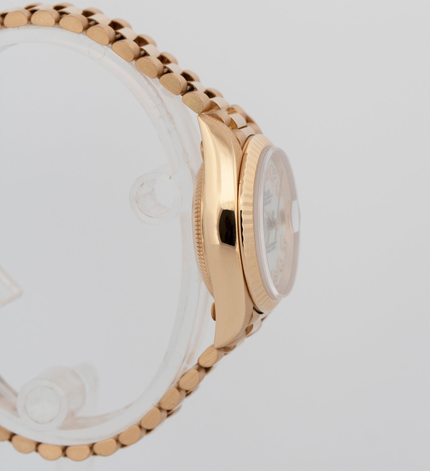 Ladies Rolex DateJust President 26mm Mother of Pearl 18K Yellow Gold 69178 Watch