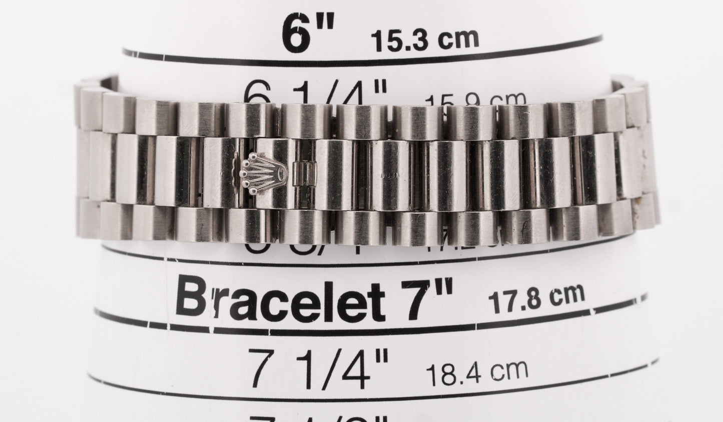 Rolex Day-Date President 36mm SILVER CONCENTRIC DIAMOND 18K Gold 118389 Watch