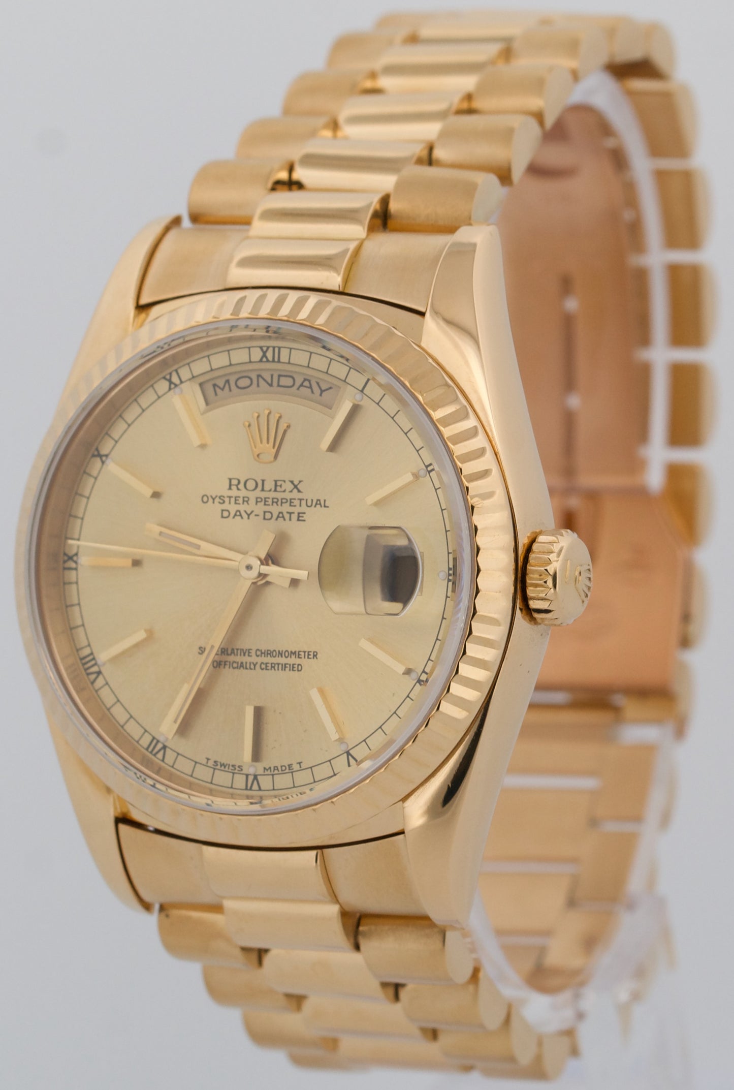 Rolex Day-Date President CHAMPAGNE 36mm 18K Yellow Gold Fluted 18238 Watch