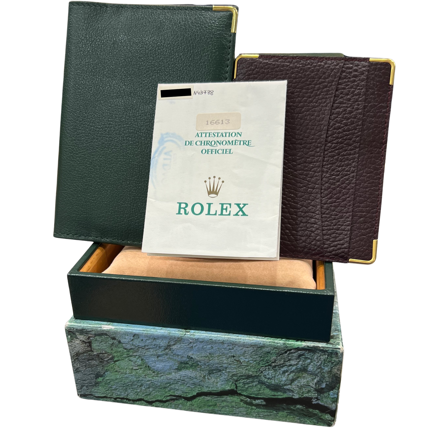 PAPERS Rolex Submariner Date 40mm BLUE PURPLE Two-Tone Steel 18K GOLD 16613 BOX