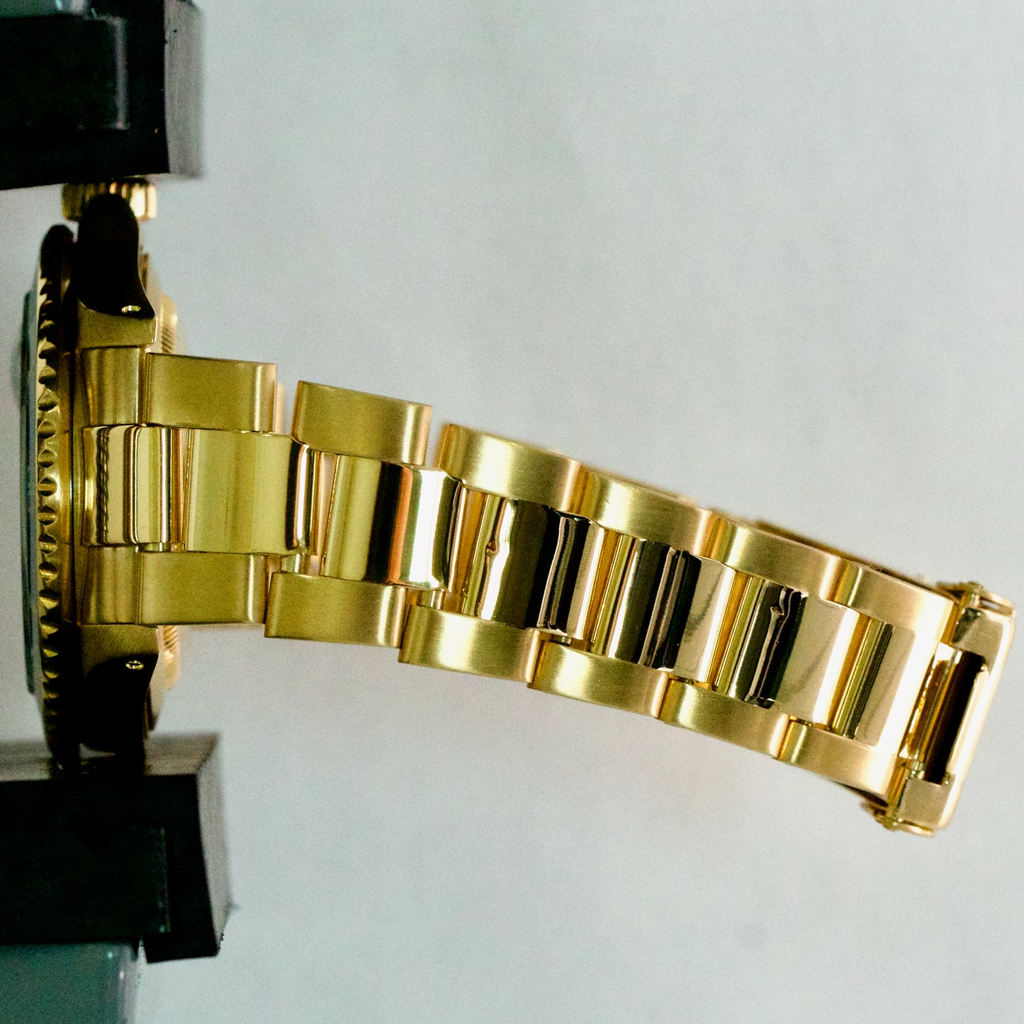 Rolex Submariner Date 18K Yellow Gold BLUE 40mm Automatic Oyster Watch 16618 LB