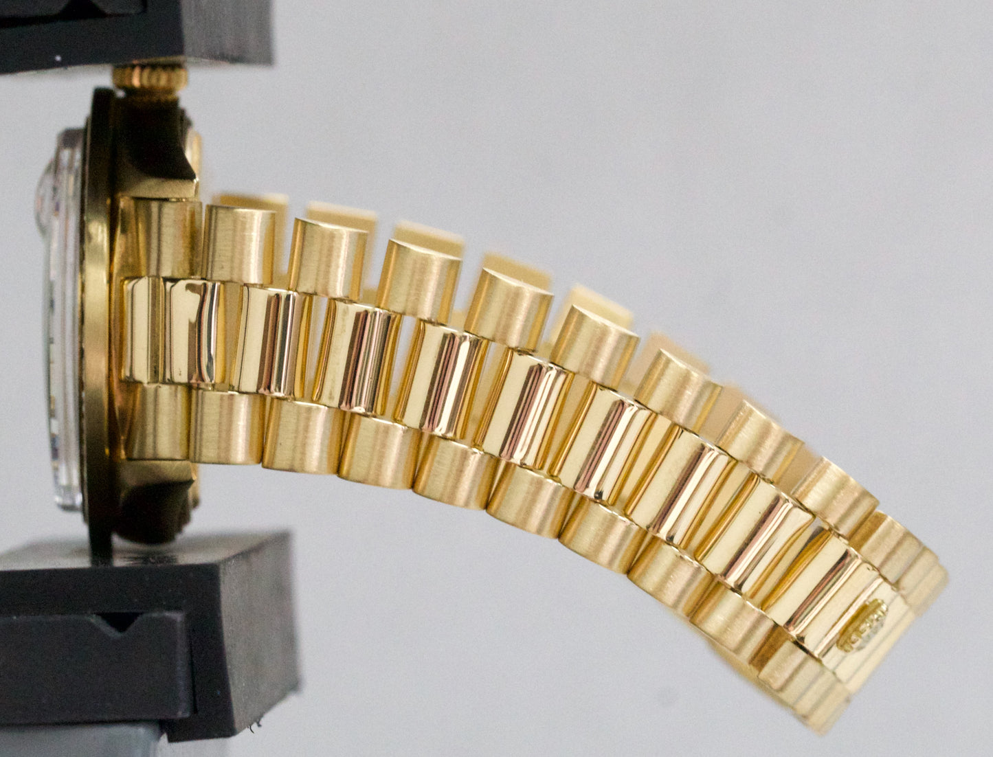 1971 Rolex Day-Date President 36mm ORNATE BLACK DIAMOND 18K Yellow Gold 1803