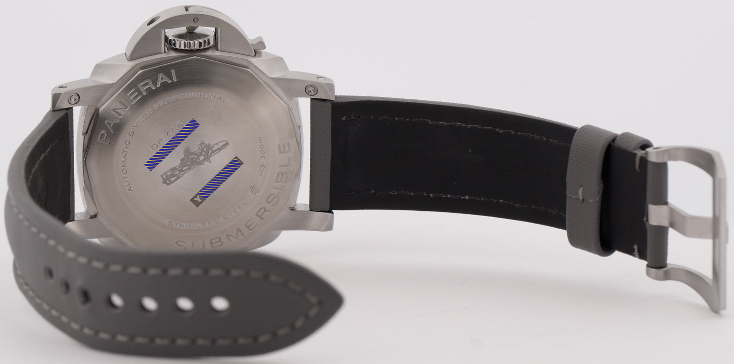 MINT 2023 Panerai Submersible Bianco WHITE 42mm Automatic Leather PAM02223 BOX