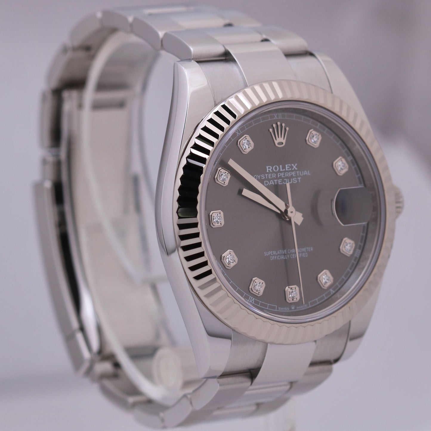 MINT 2023 PAPERS Rolex DateJust 41 GRAY DIAMOND 18K White Gold Fluted 126334 B+P