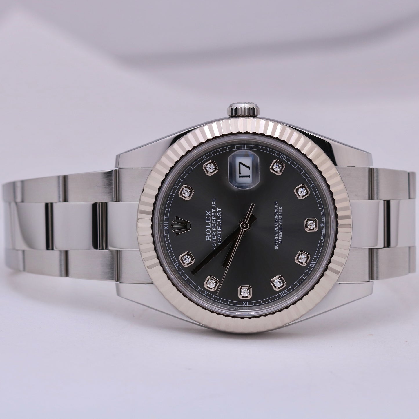 MINT 2023 PAPERS Rolex DateJust 41 GRAY DIAMOND 18K White Gold Fluted 126334 B+P