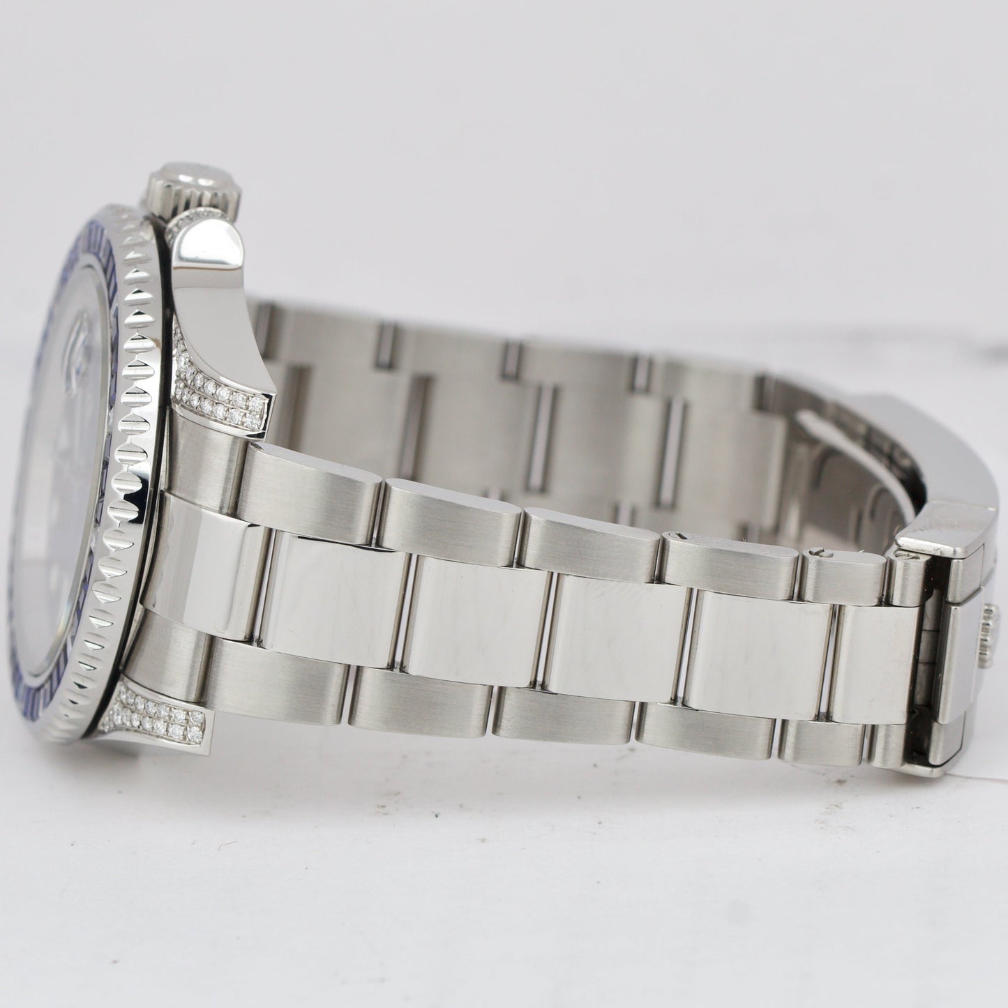 MINT Rolex Submariner Date Blue DIAMOND SAPPHIRE Bezel Lugs 40mm Oyster 116610