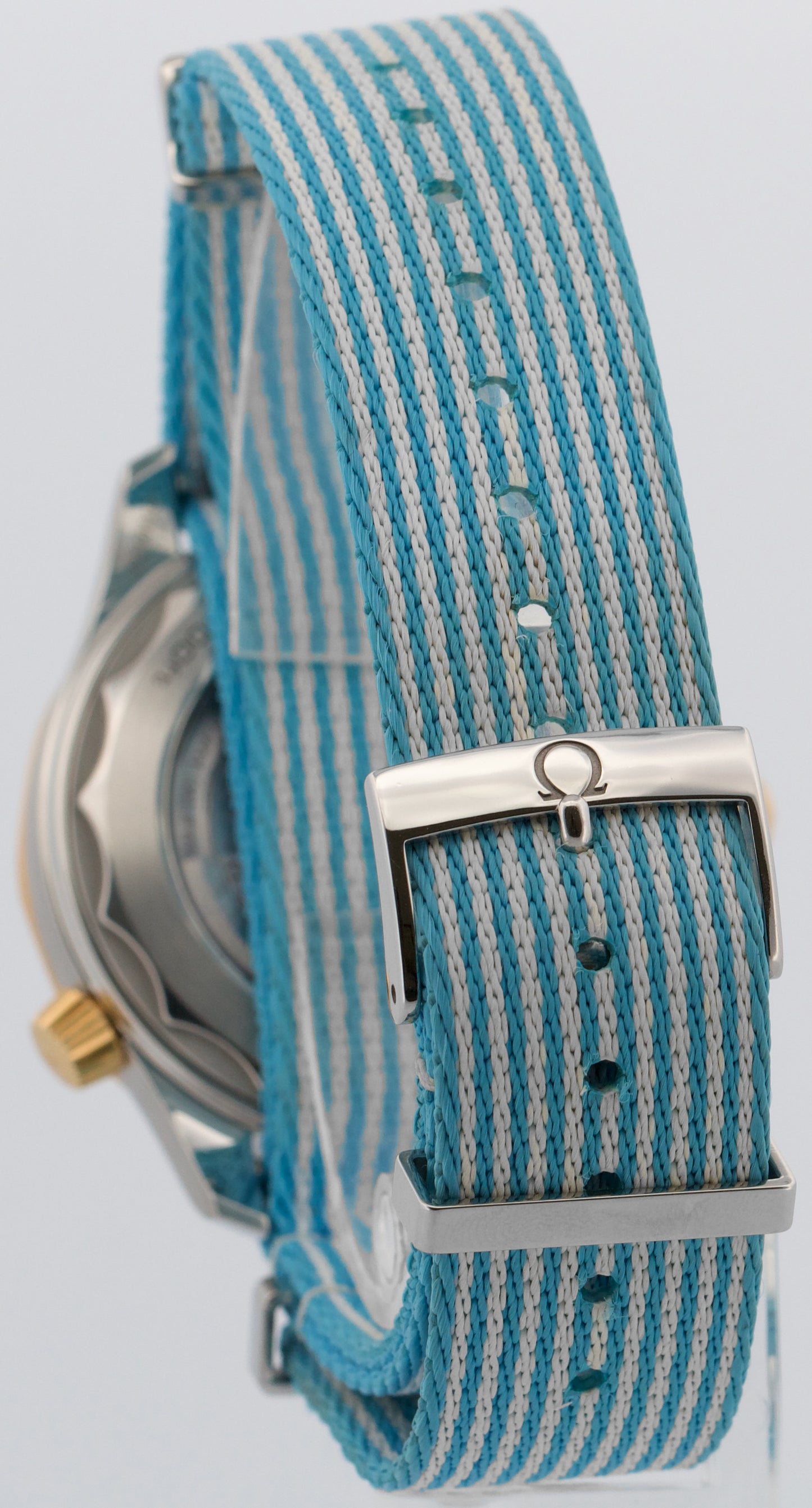 2023 PAPERS Omega Seamaster Diver 300M BLUE WAVE 42mm 210.22.42.20.03.001 BOX