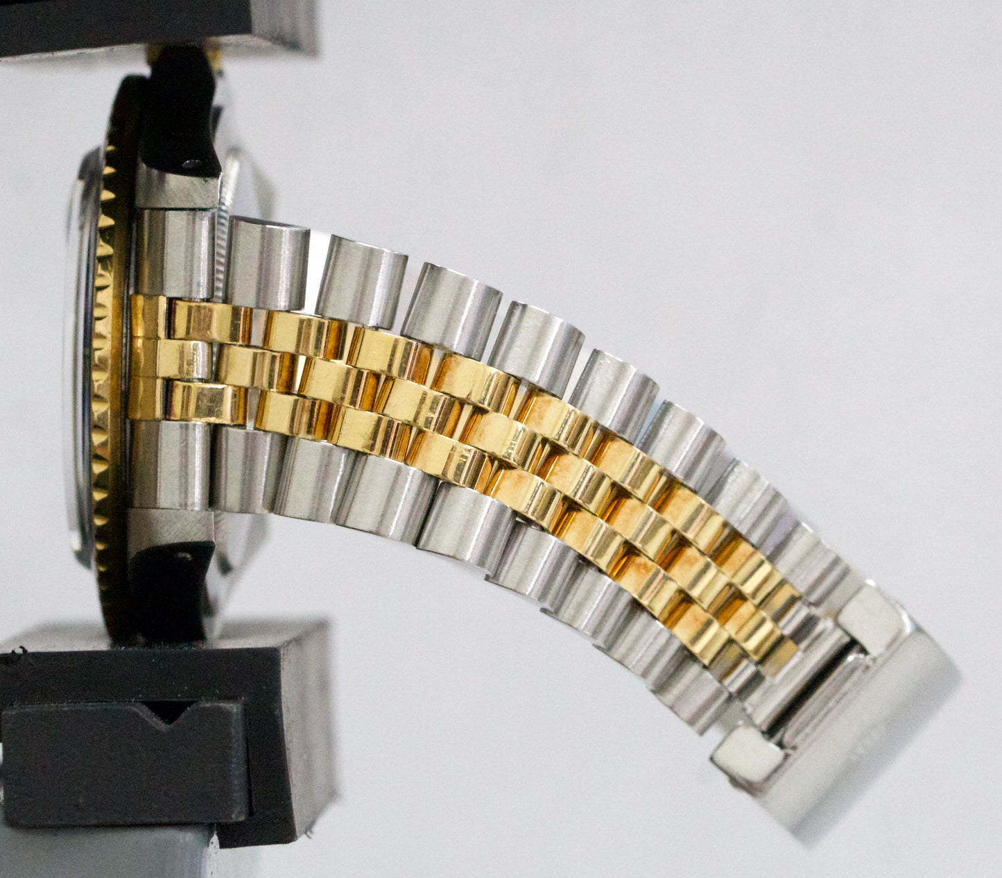 Rolex GMT-Master Black 40mm Two Tone 18K Yellow Gold JUBILEE Date Watch 16753