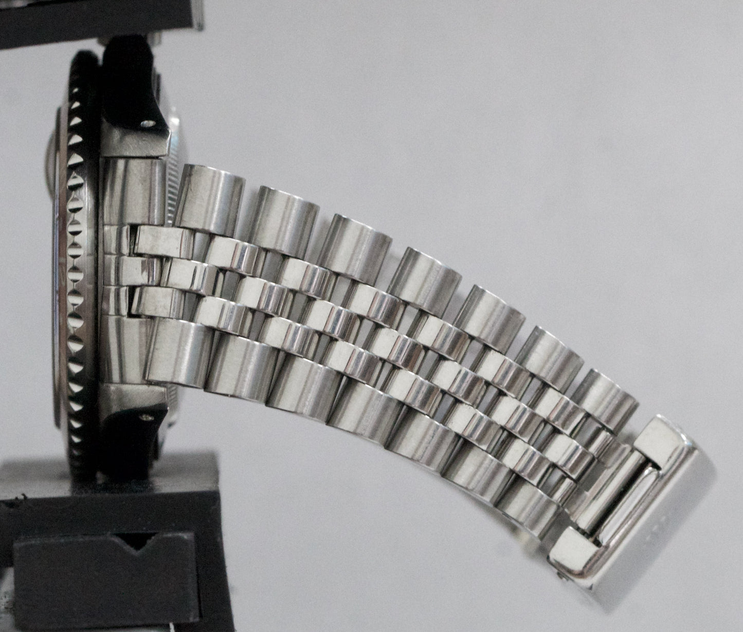 Rolex GMT-Master II 40mm PEPSI Red Blue Stainless Steel JUBILEE Date 16710 Watch