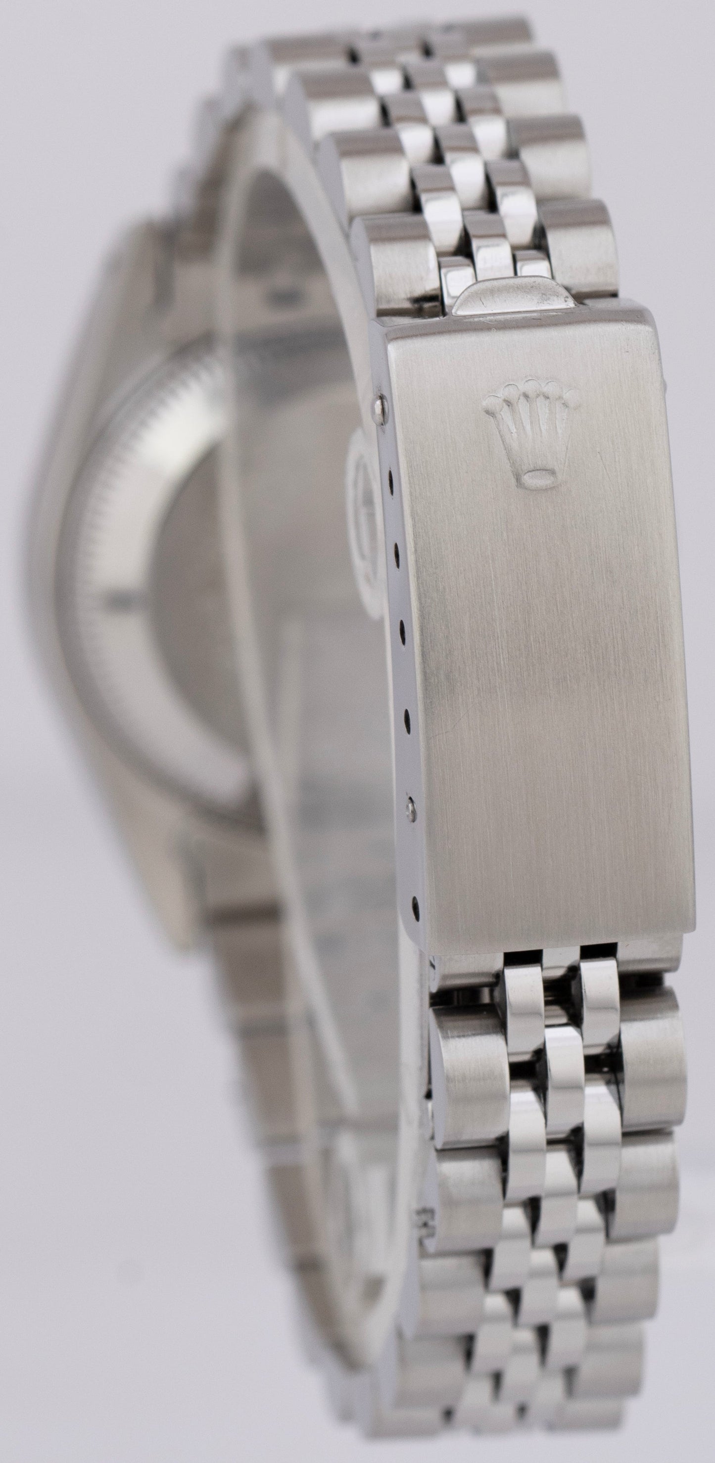 Ladies Rolex Oyster Perpetual Date Silver 26mm Engine-Turned Steel Watch 69190