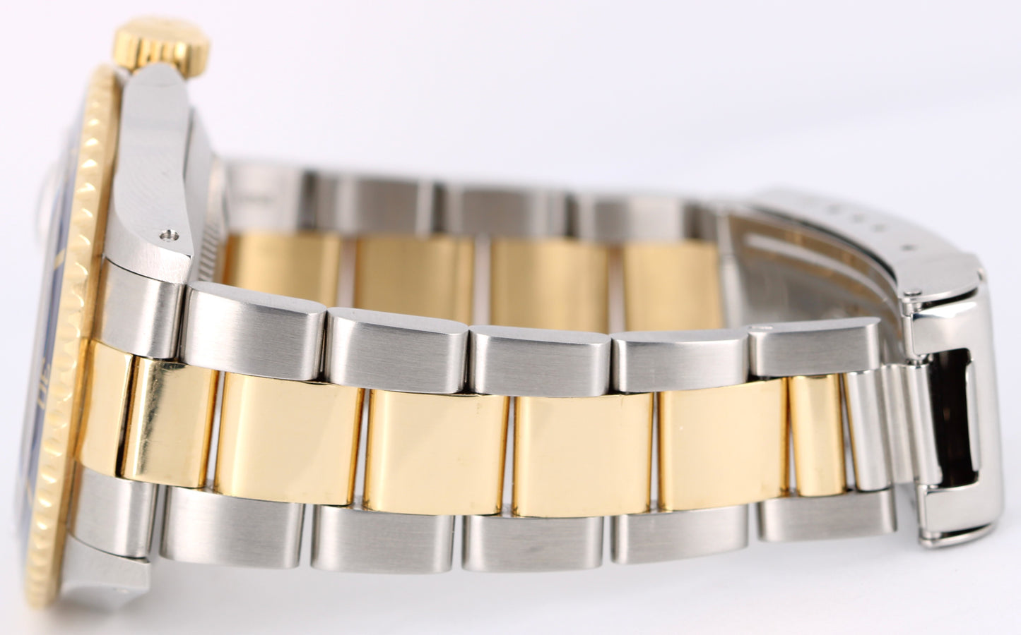 UNPOL. Rolex Submariner Date Two-Tone SERTI DIAMOND CHAMPAGNE 40mm 16613 Watch